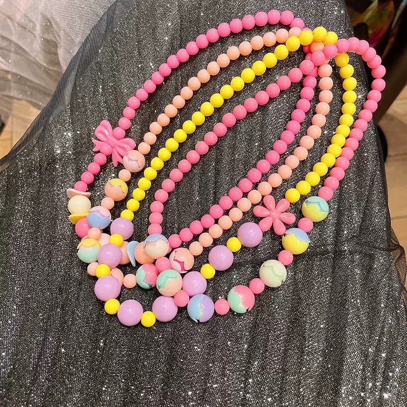Children's irregular-shaped colored bead necklace bracelet detail image 2