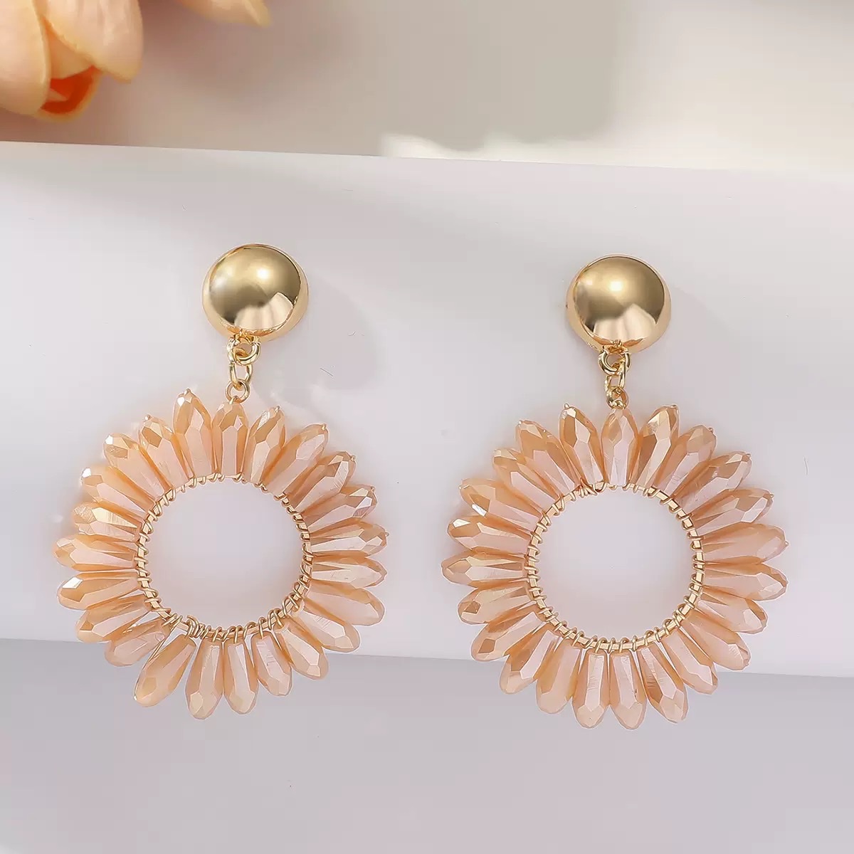 European and American cross-border earrings, colorful flower crystal woven earrings, niche high-end feel, light luxury and fashion detail image 3