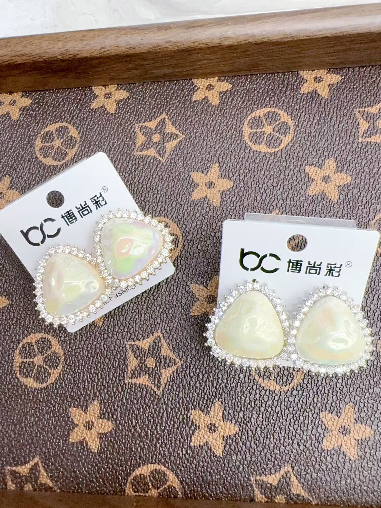 时尚耳饰简约百搭耳钉耳饰品女学生气质个性耳钉配饰饰品