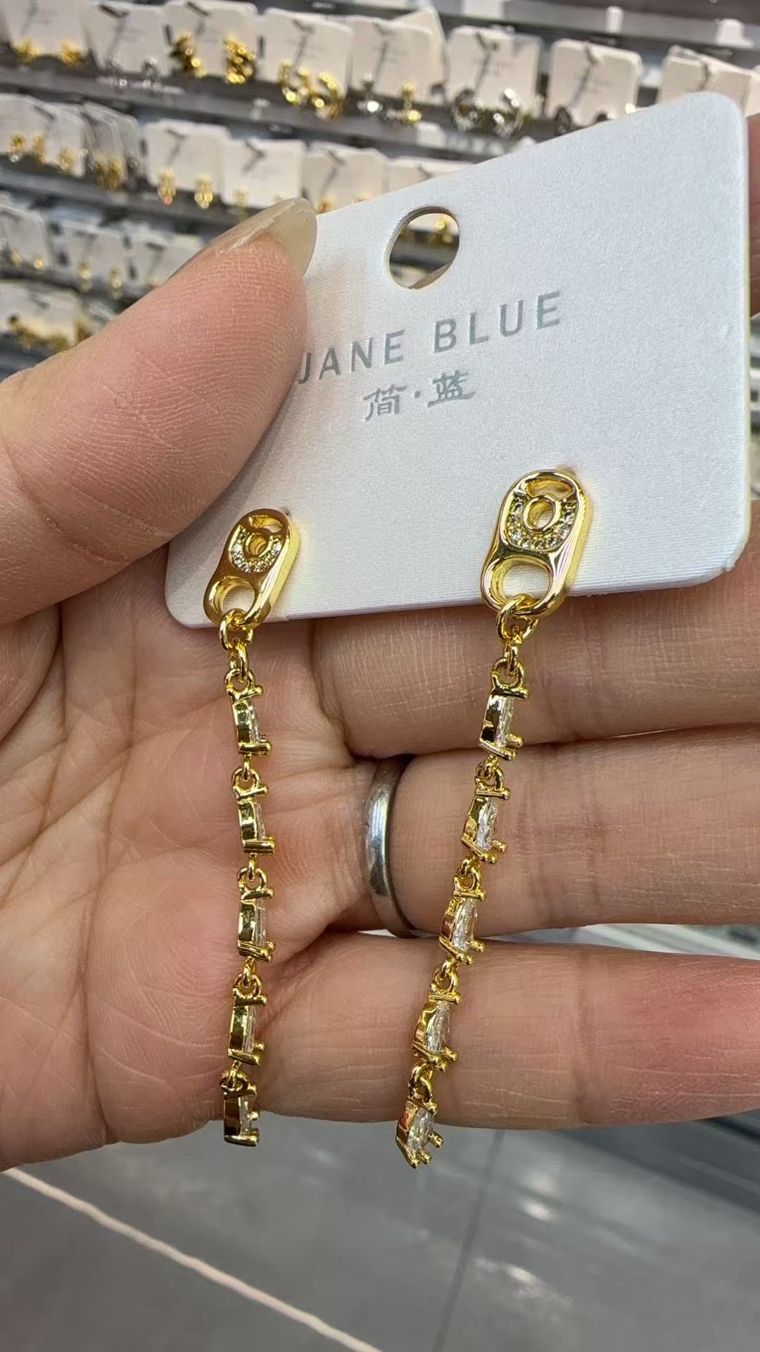 New eco-friendly brass, fashionable welded zircon earrings, simple earrings, versatile earrings for women's charm, trendy earrings, style accessories, earrings