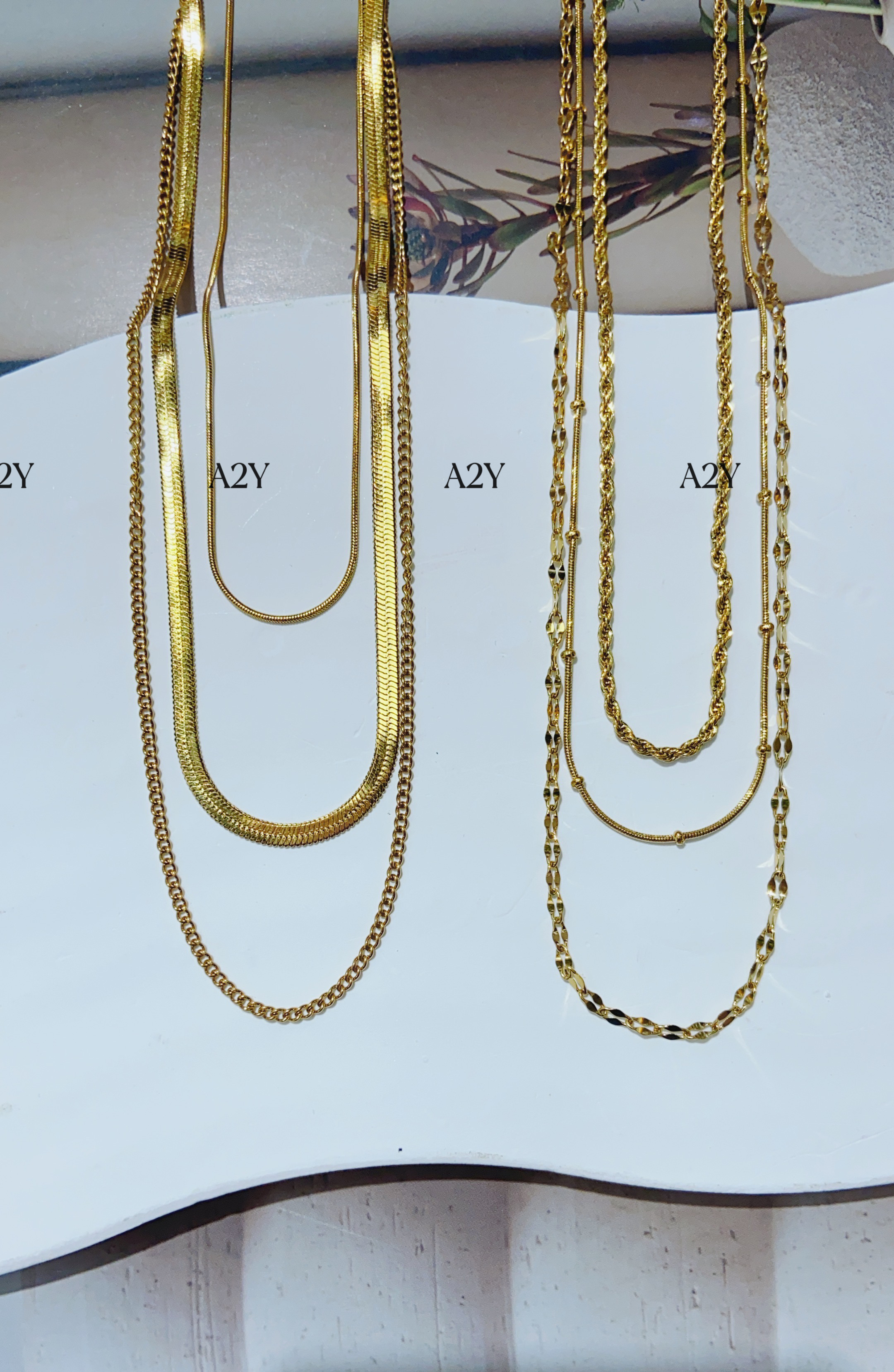 Stainless steel color-preserving electroplated multi-layer style necklaces and bracelets in stock and dispatched immediately. Stainless steel necklaces and jewelry detail image 7