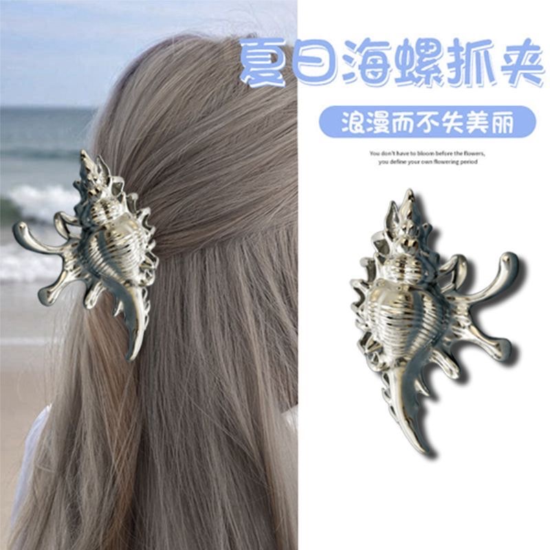 Summer InS-style hair clips, niche design creativity, sparkling conch ocean head accessories, exquisite gifts, stylish hair accessories. detail image 5