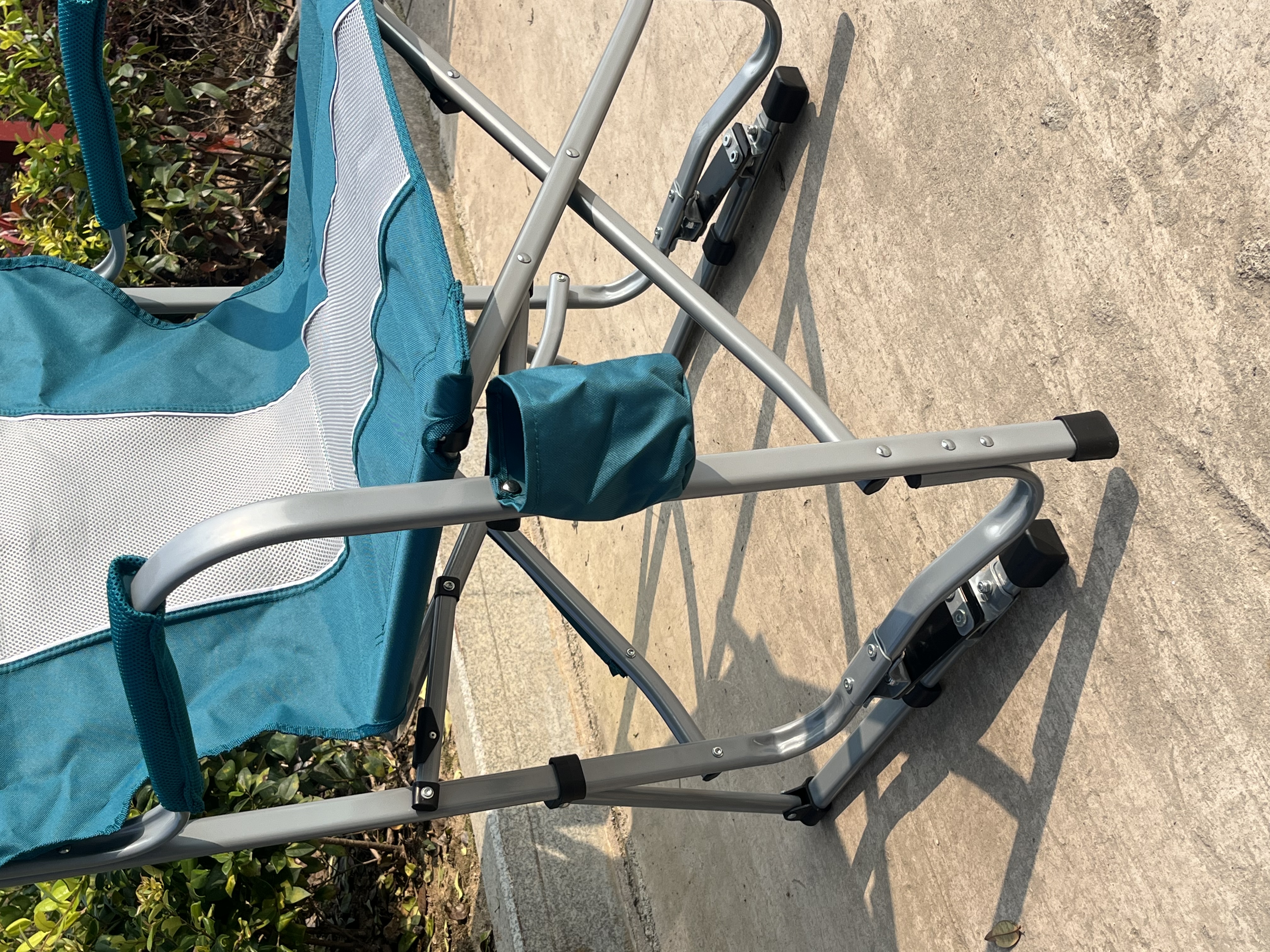 户外折叠椅摇摆椅导演椅休闲沙滩椅露营椅舒适透气靠背摇摇椅钓鱼椅详情图11