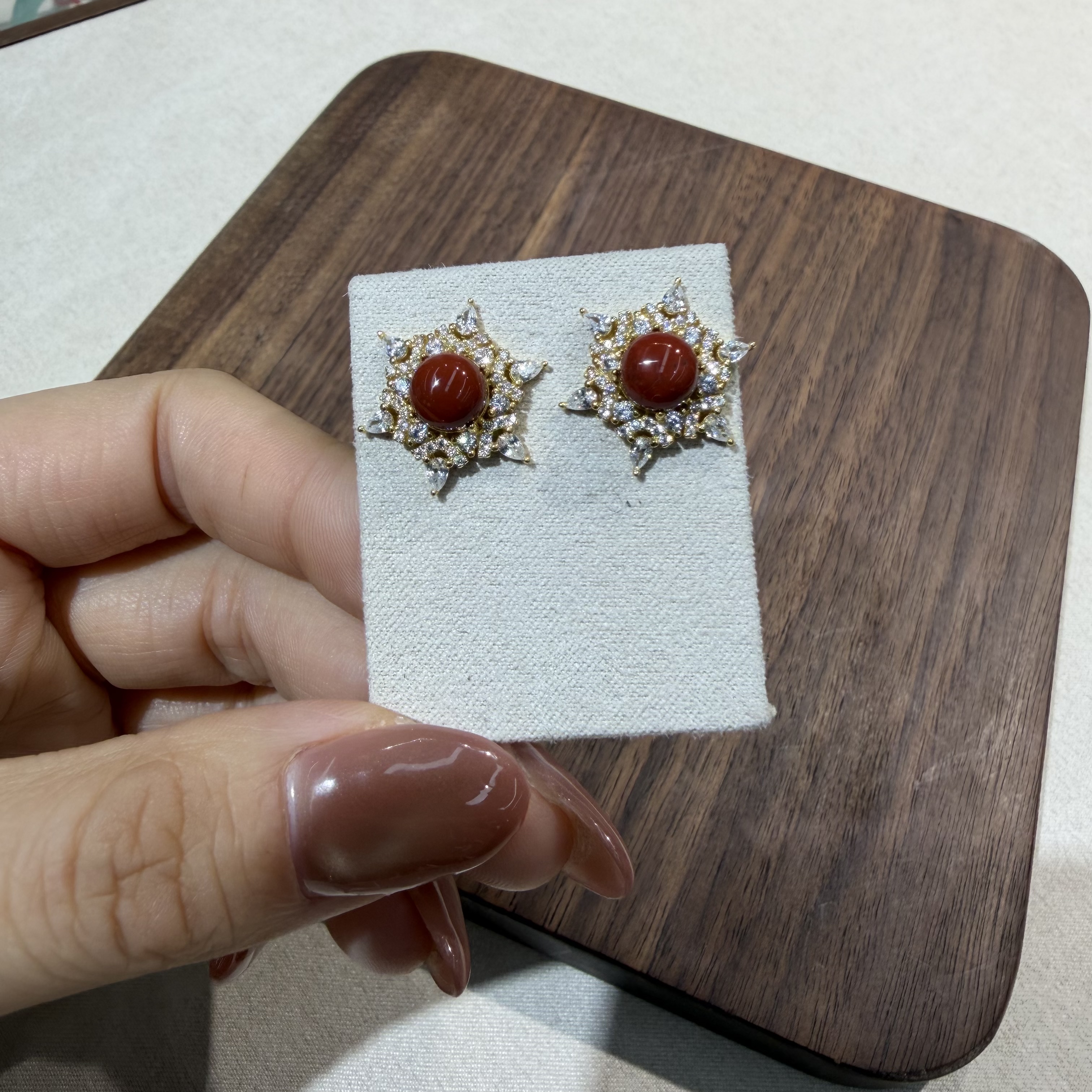 【一妃聚宝】南红银耳钉定制款设计简约气质高雅耳饰