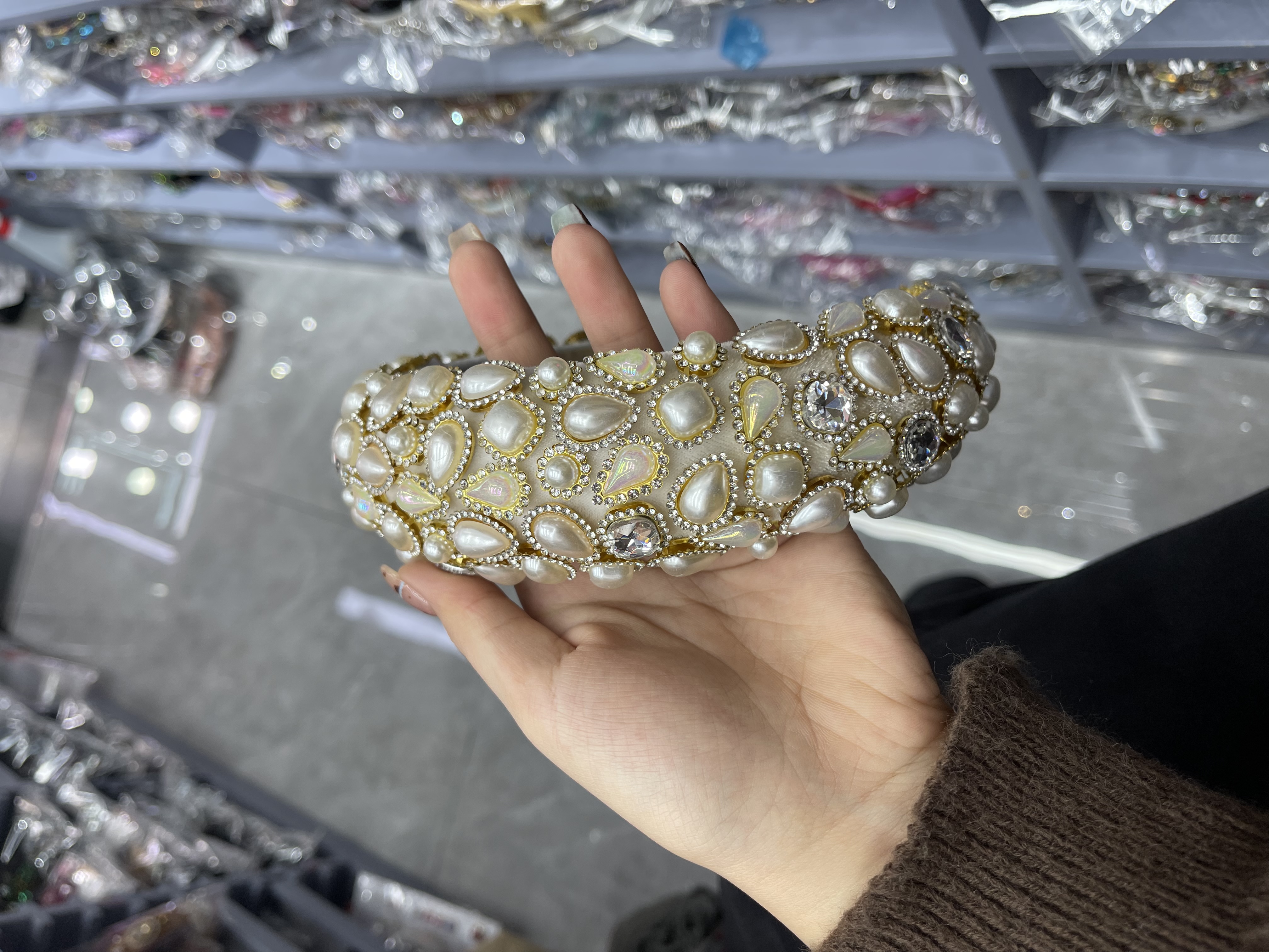 法式复古加厚海绵高颅顶气质头箍重工巴洛克夸张镶满钻珍珠发箍女详情图3