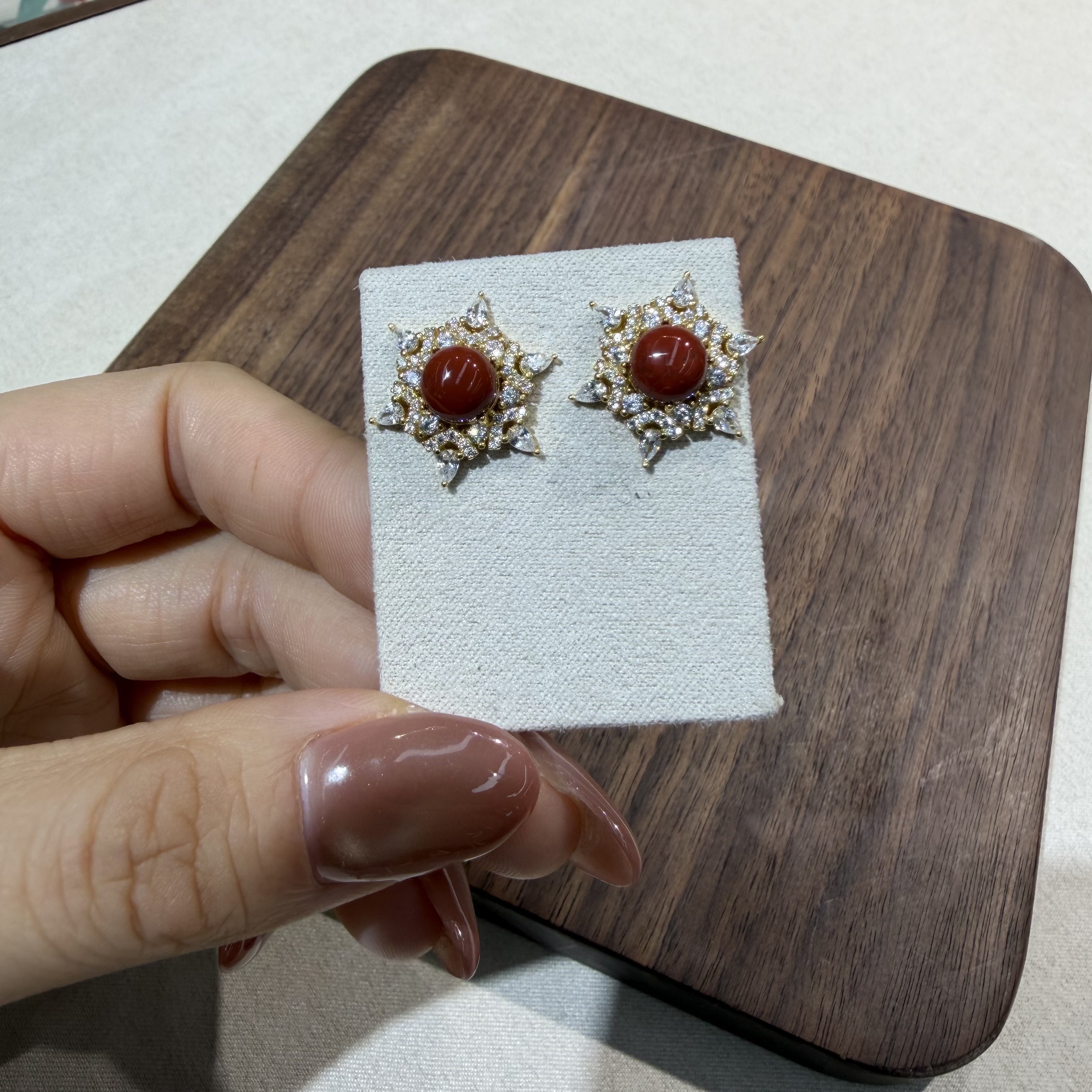 【一妃聚宝】925纯银天然南红耳钉女2025年新款爆款高级感耳环独特耳饰详情图4