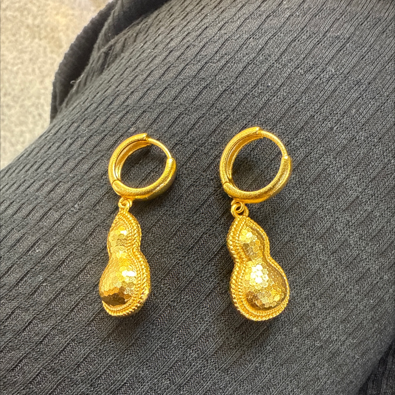 时尚沙金国系列耳环耳饰耳环女简约气质百搭耳饰品配饰潮流款细节图