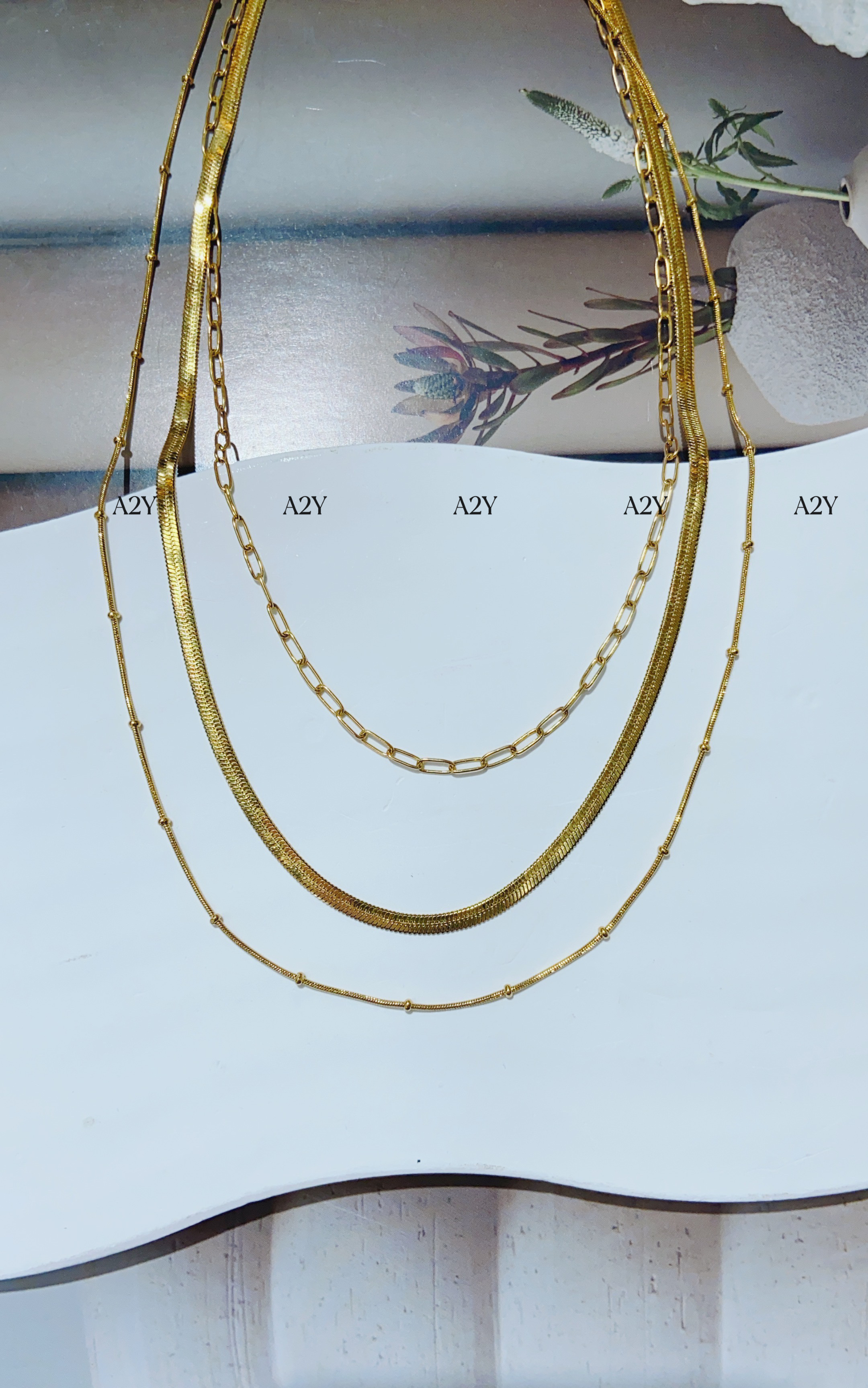 Stainless steel color-preserving electroplated multi-layer style necklaces and bracelets in stock and dispatched immediately. Stainless steel necklaces and jewelry details Picture