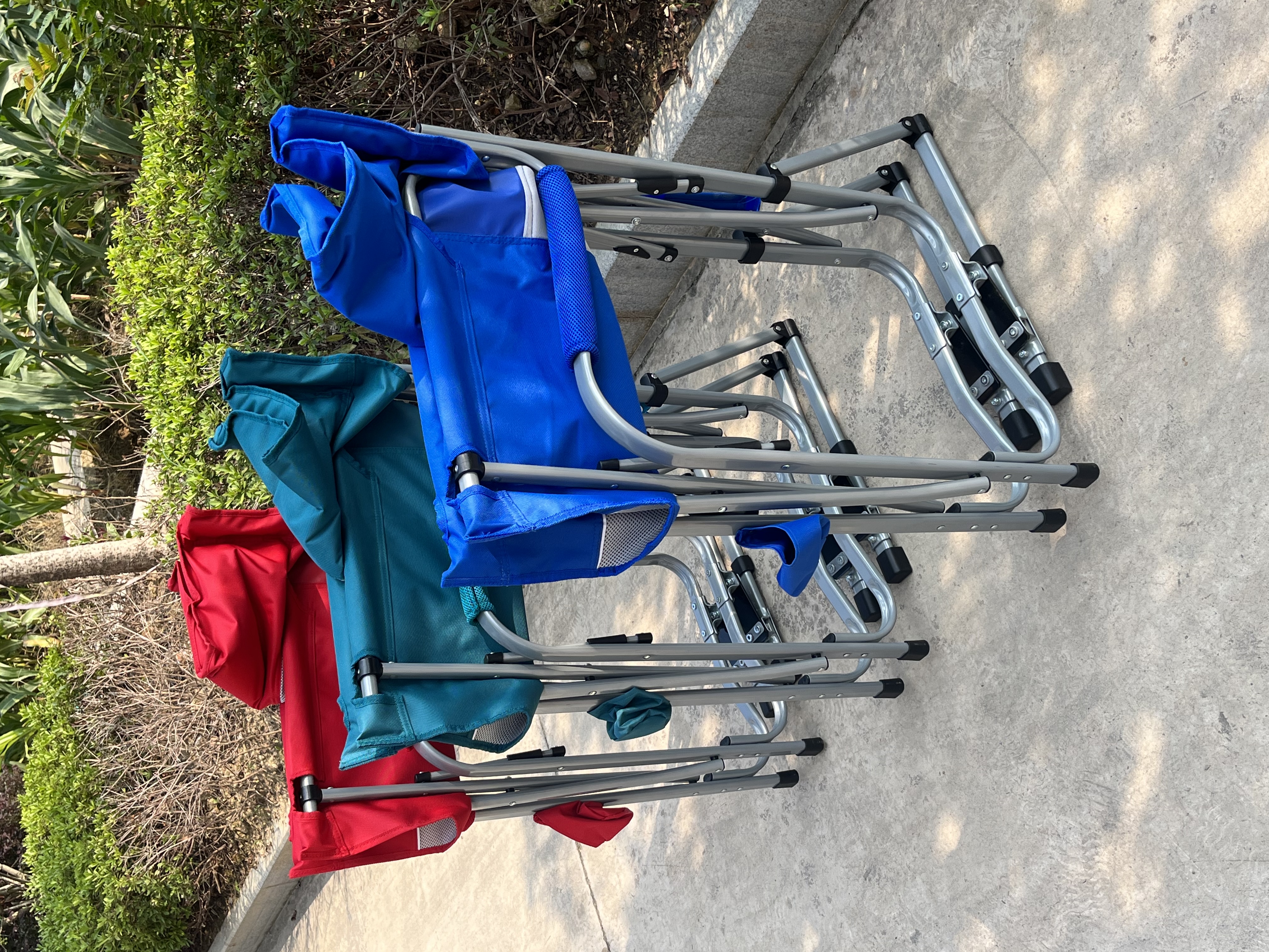 户外折叠椅摇摆椅导演椅休闲沙滩椅露营椅舒适透气靠背摇摇椅钓鱼椅产品图