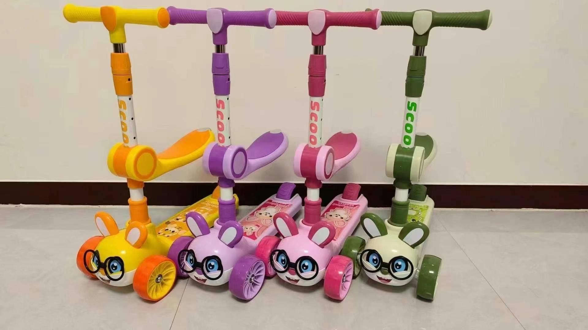 儿童滑板车可调节轻便折叠便携儿童玩具新手初学者男女童款