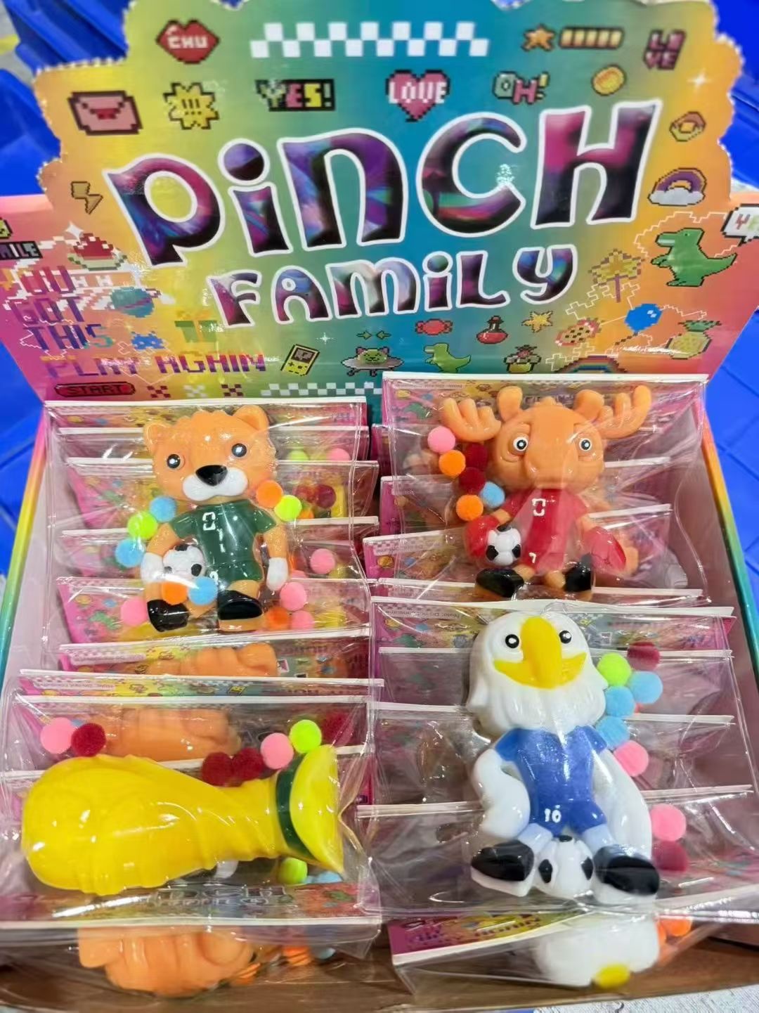 巴西球队减压玩具捏捏乐