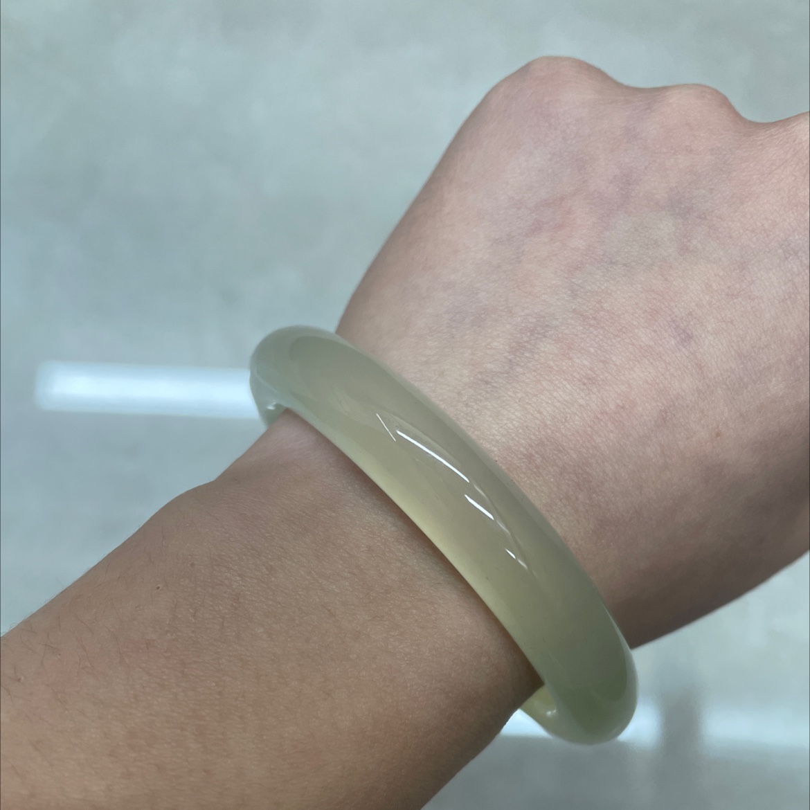 手镯岫玉高冰高透上手精致气质产品图