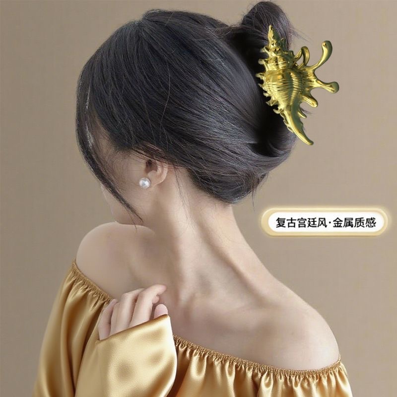 Summer InS-style hair clips, niche design creativity, sparkling conch ocean head accessories, exquisite gifts, stylish hair accessories. Item Picture