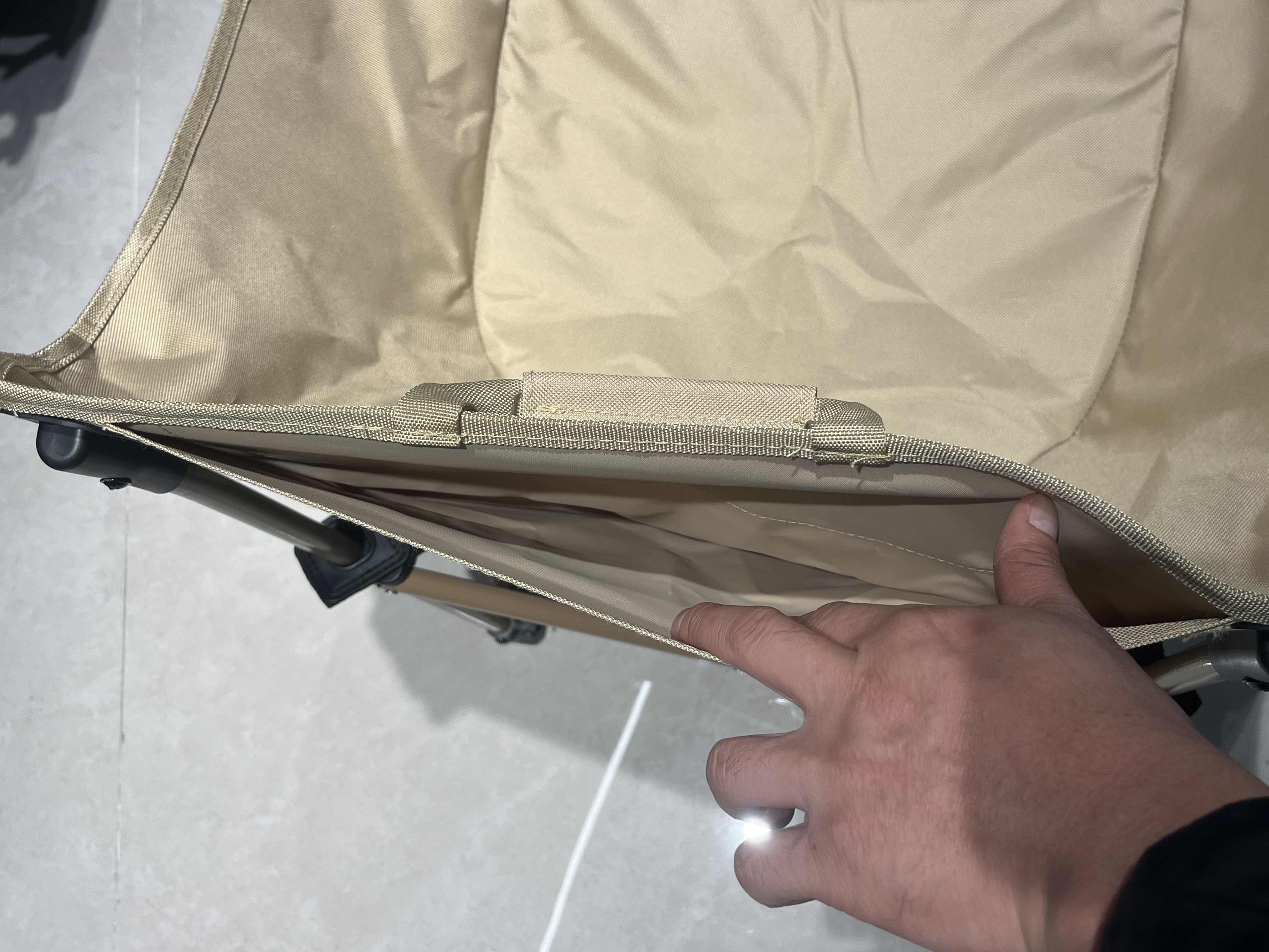 户外露营折叠椅子钓鱼椅写生板凳烧烤摆摊露营装备跨境便携月亮椅 沙滩椅白底实物图