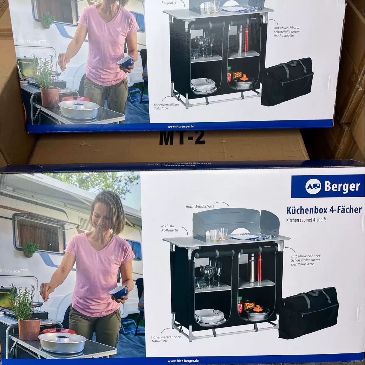 野营折叠桌椅实物图