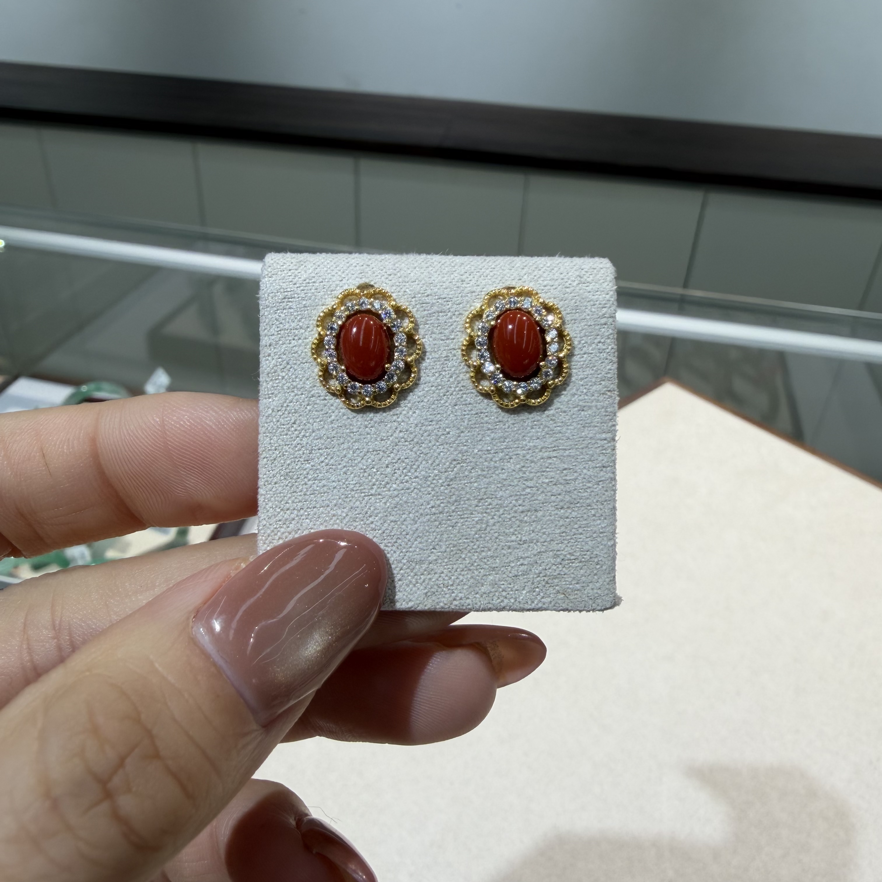 【一妃聚宝】新款南红银耳钉中式风南红花边耳环高级定制款设计简约气质高雅耳式详情图1
