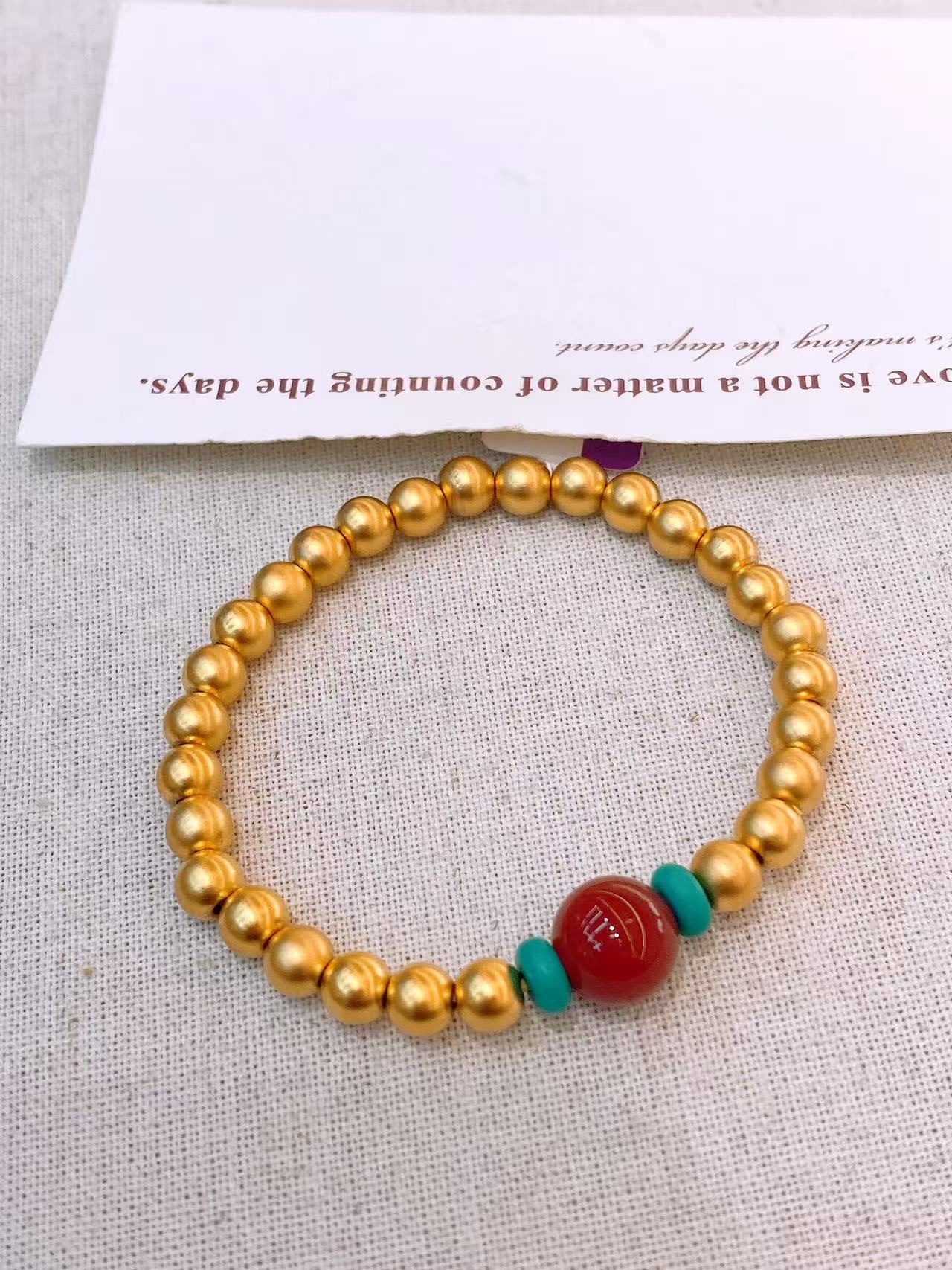 Copper gold-plated bracelet, a fashionable item