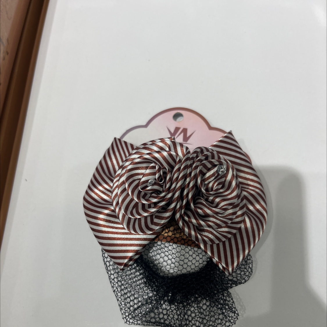 时尚植绒鸭嘴夹鲨鱼夹发夹发饰简约百搭发型配饰男女通用，时尚大方职业女性工作网花发夹