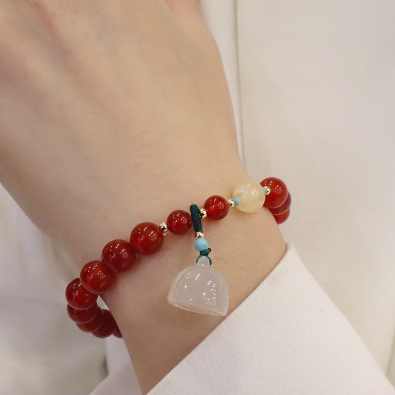 新款简约红玛瑙手链女玉髓莲蓬好运莲莲时尚女士手饰货源批发详情图3