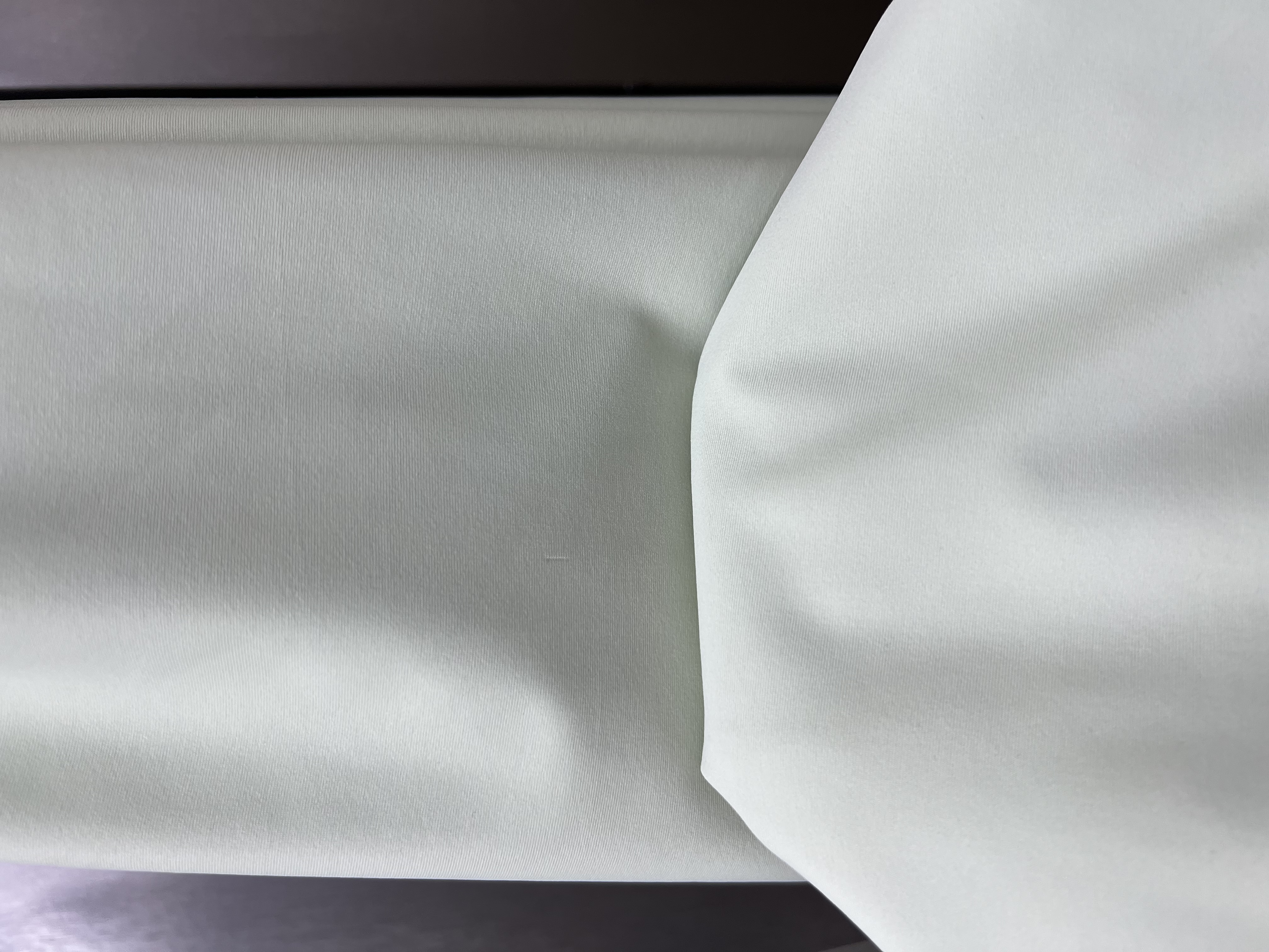 Milk silk sports quick-drying clothing fabric, yoga pants tight elastic fabric Specification image