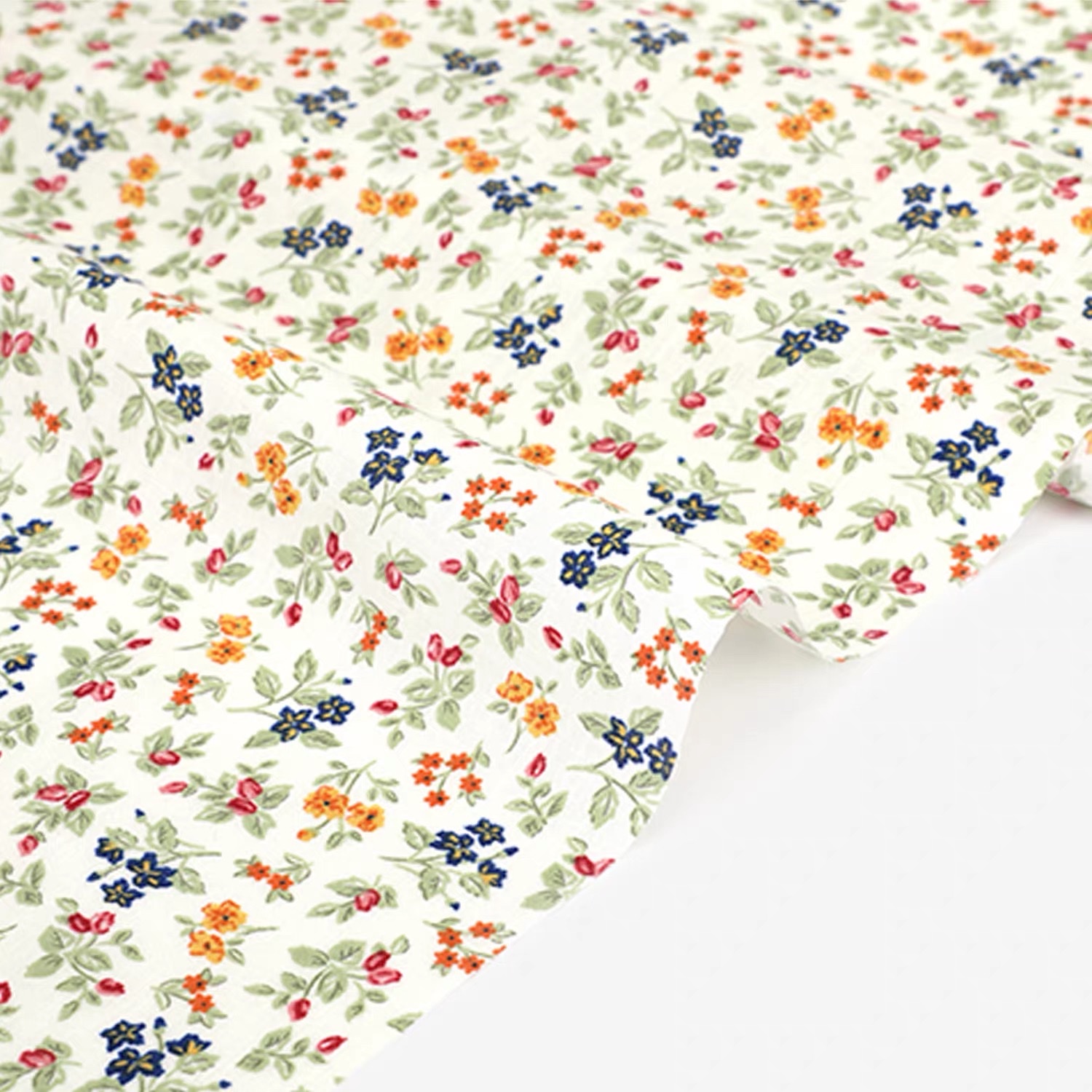 Printed fabric, fish-scale sequin fabric, semi-perforated leather fabric, fashionable and casual clothing fabric materials detail image 5