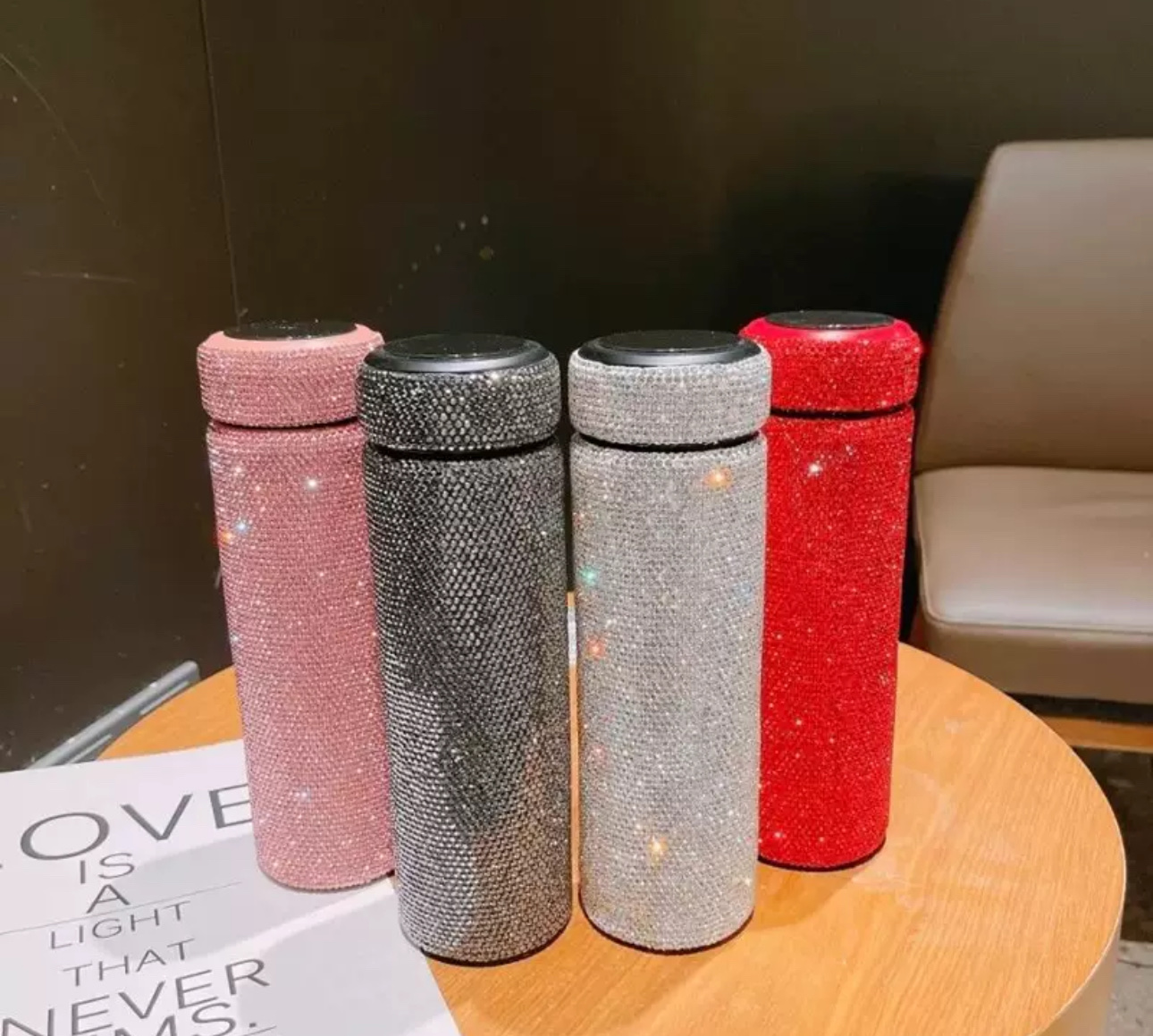 可爱儿童斜跨保温杯保温壶旅行壶防漏保温瓶学生便携式多色款保温杯保温杯保温杯旅行壶保温壶保温瓶保温杯儿童斜跨可爱产品图