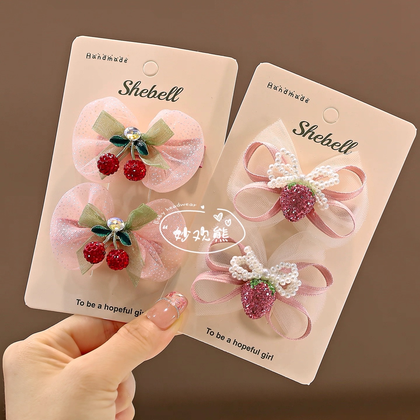Hairpins and headband accessories for children will be popular in 2025 Specification image