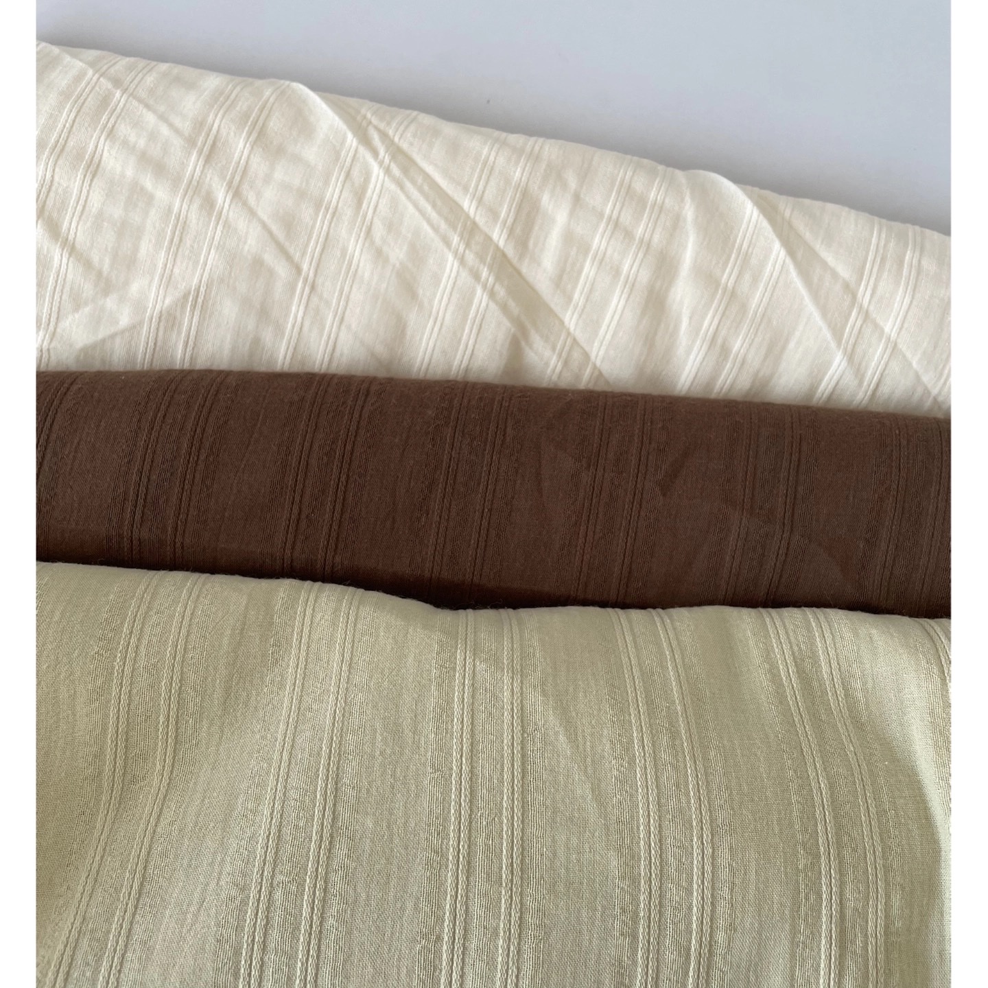 Apricot, fruit green, chestnut, solid color, striped, embroidered jacquard, exquisite semi-transparent pure cotton fabric for clothing Item Picture