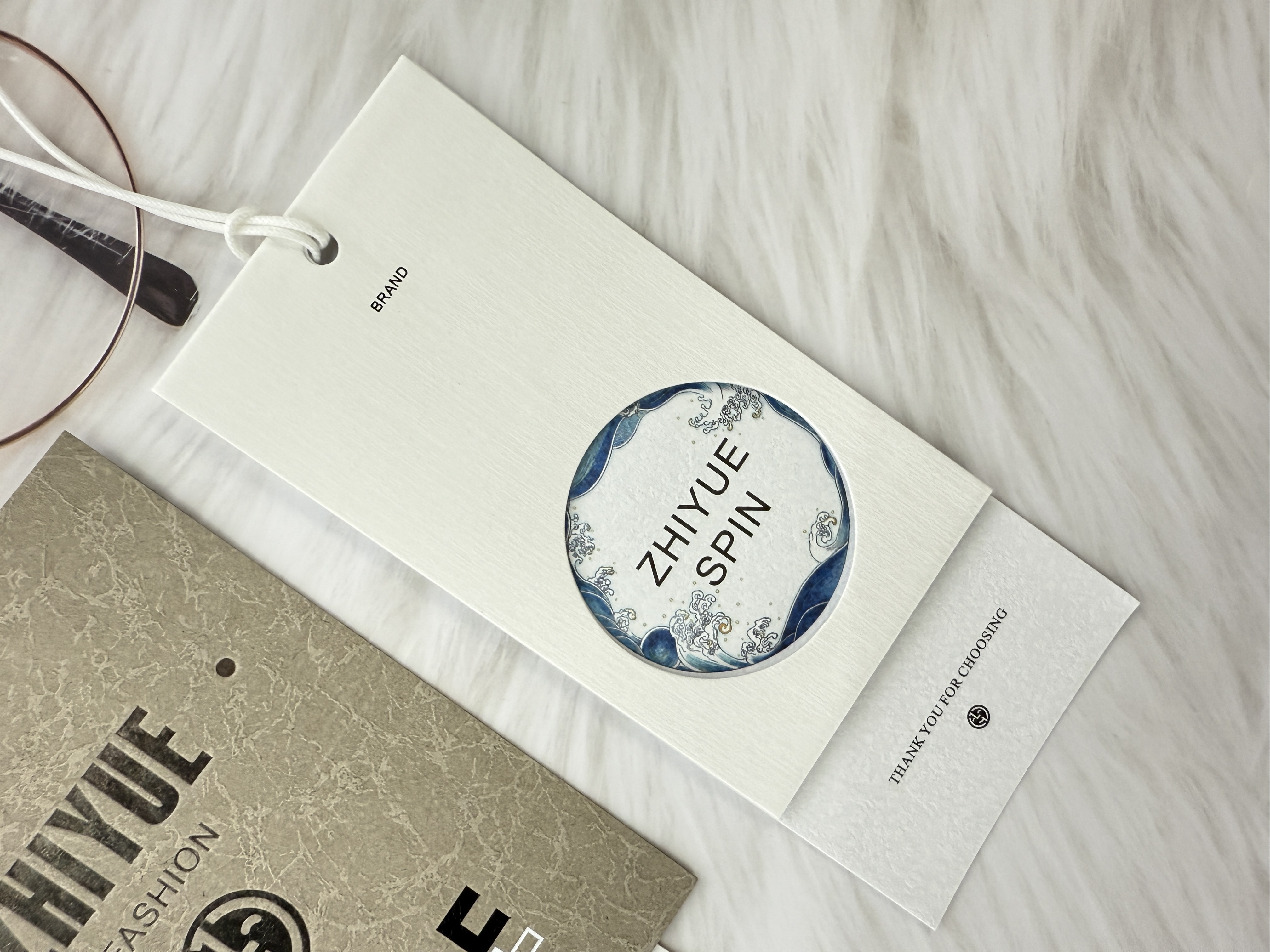 商标吊牌服装辅料高品质定制个性设计时尚简约耐用标签配件详情图15