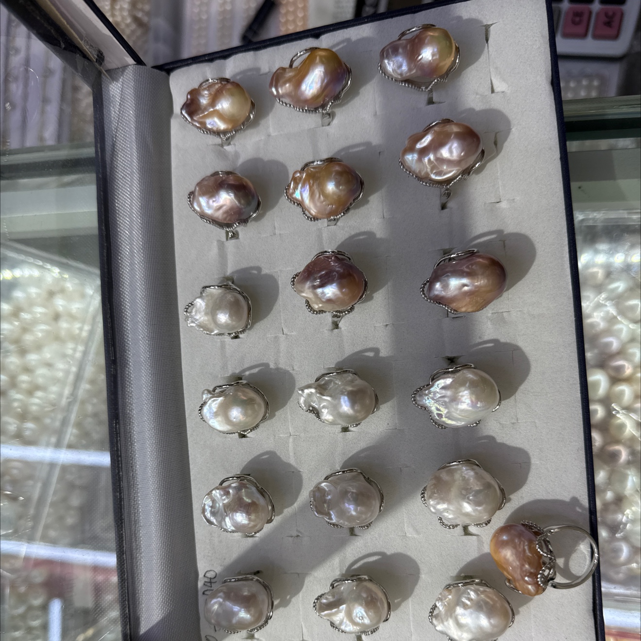 新款流行戒指巴洛克白色香芋紫