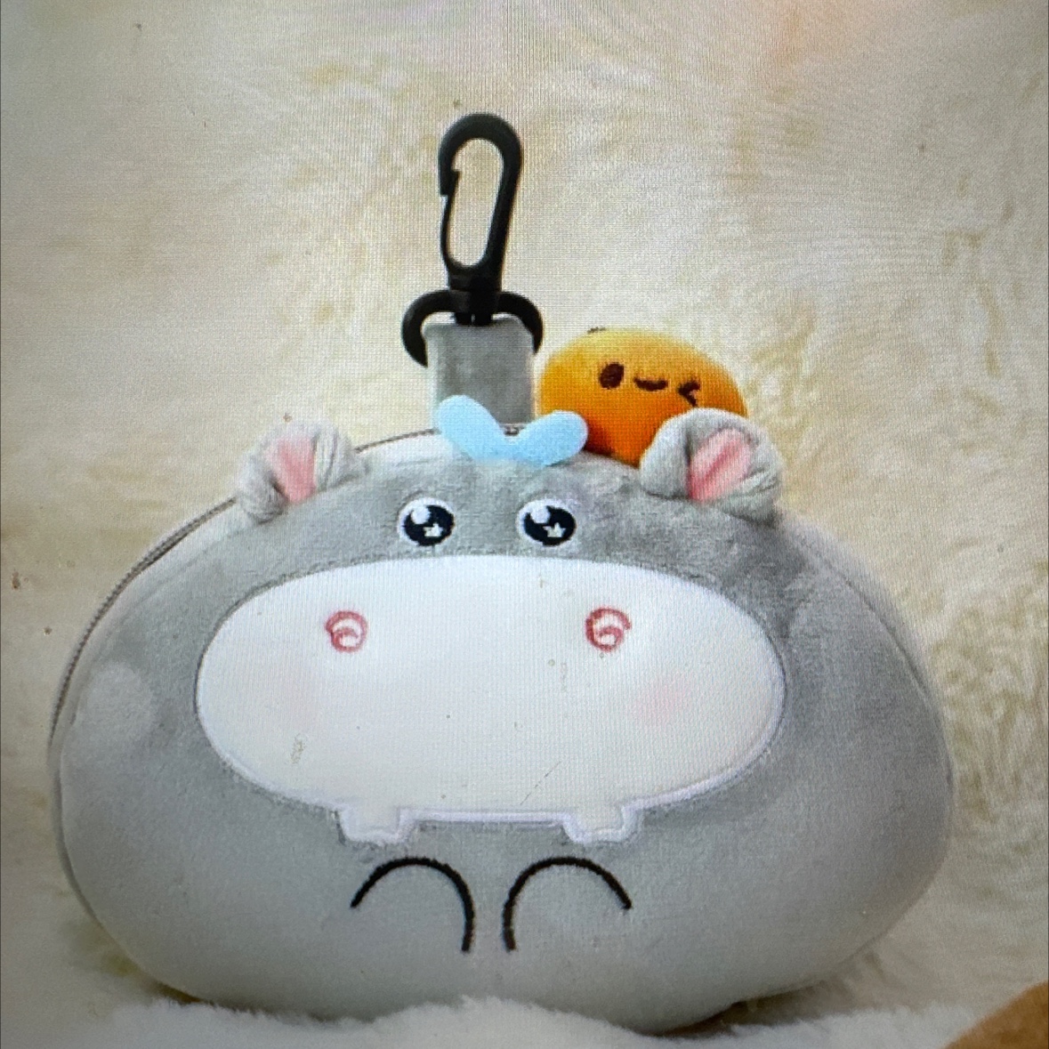 创意潮流毛绒玩具河柿马可爱玩偶软萌毛绒娃娃礼物新款儿童玩具