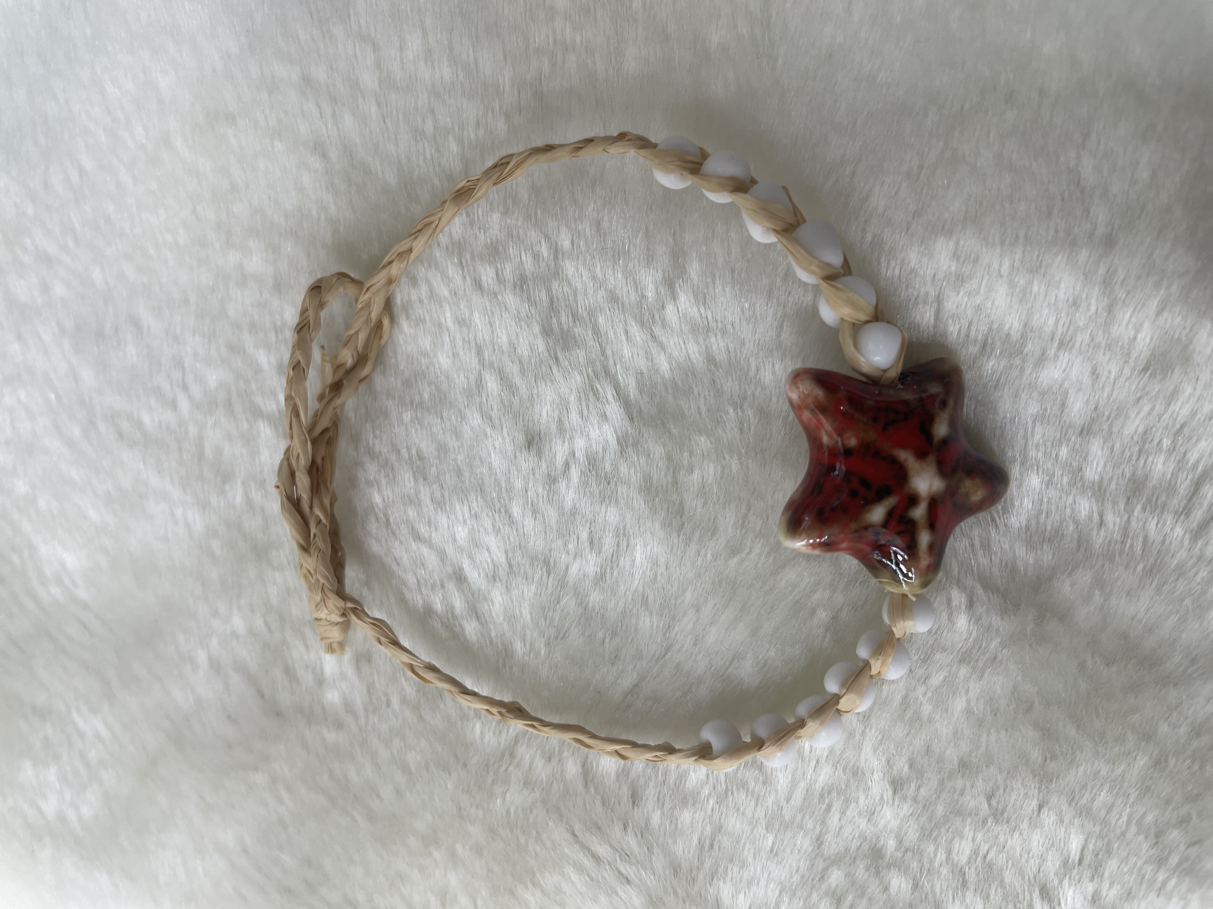 幸运草编喷油海星陶瓷咖啡色加点花纹拉菲草手链