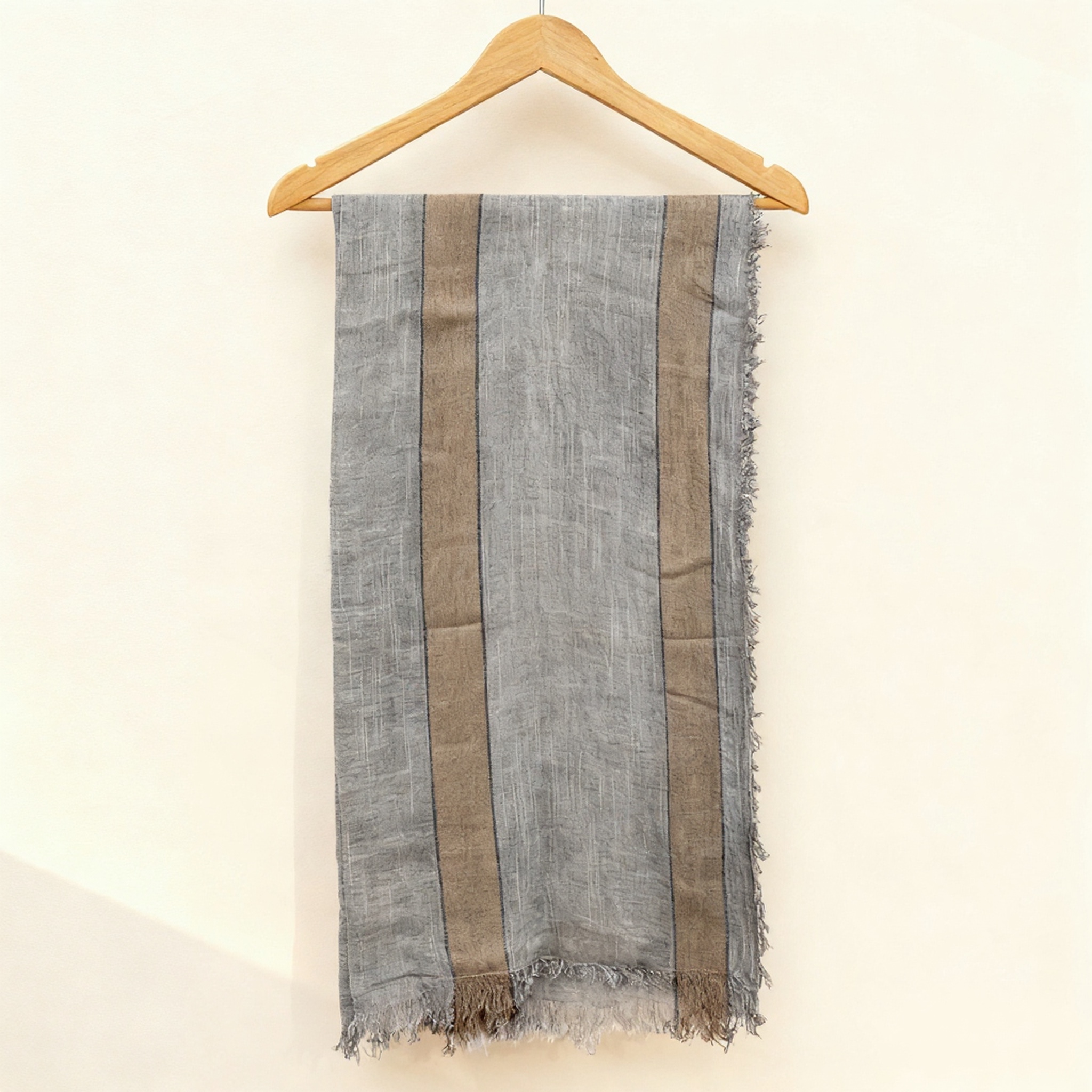 Muslim fashion hot diamond long scarf, women's versatile silk scarf, new autumn and winter multi-functional shawl, women's scarf details Picture