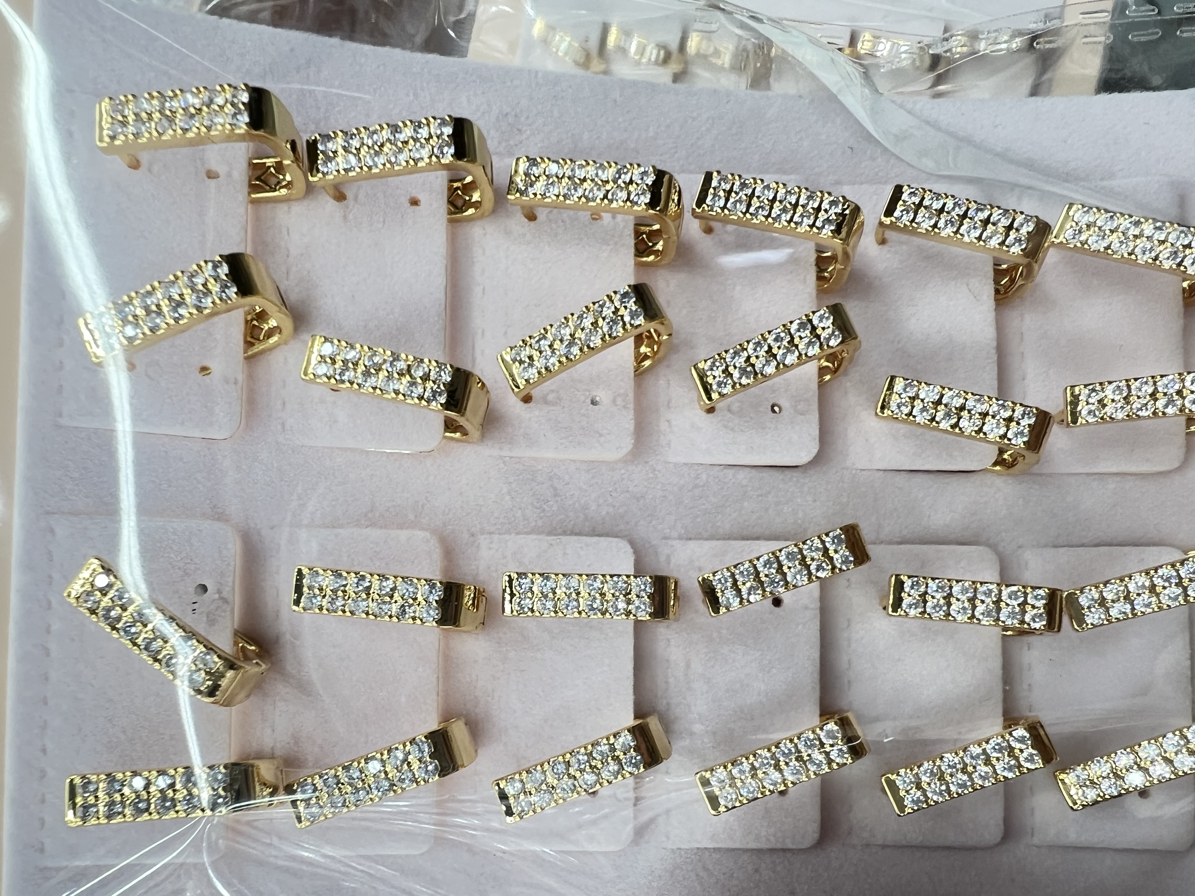 流行韩版时尚简约大方真金保色电镀铜耳环A193珊珊饰品