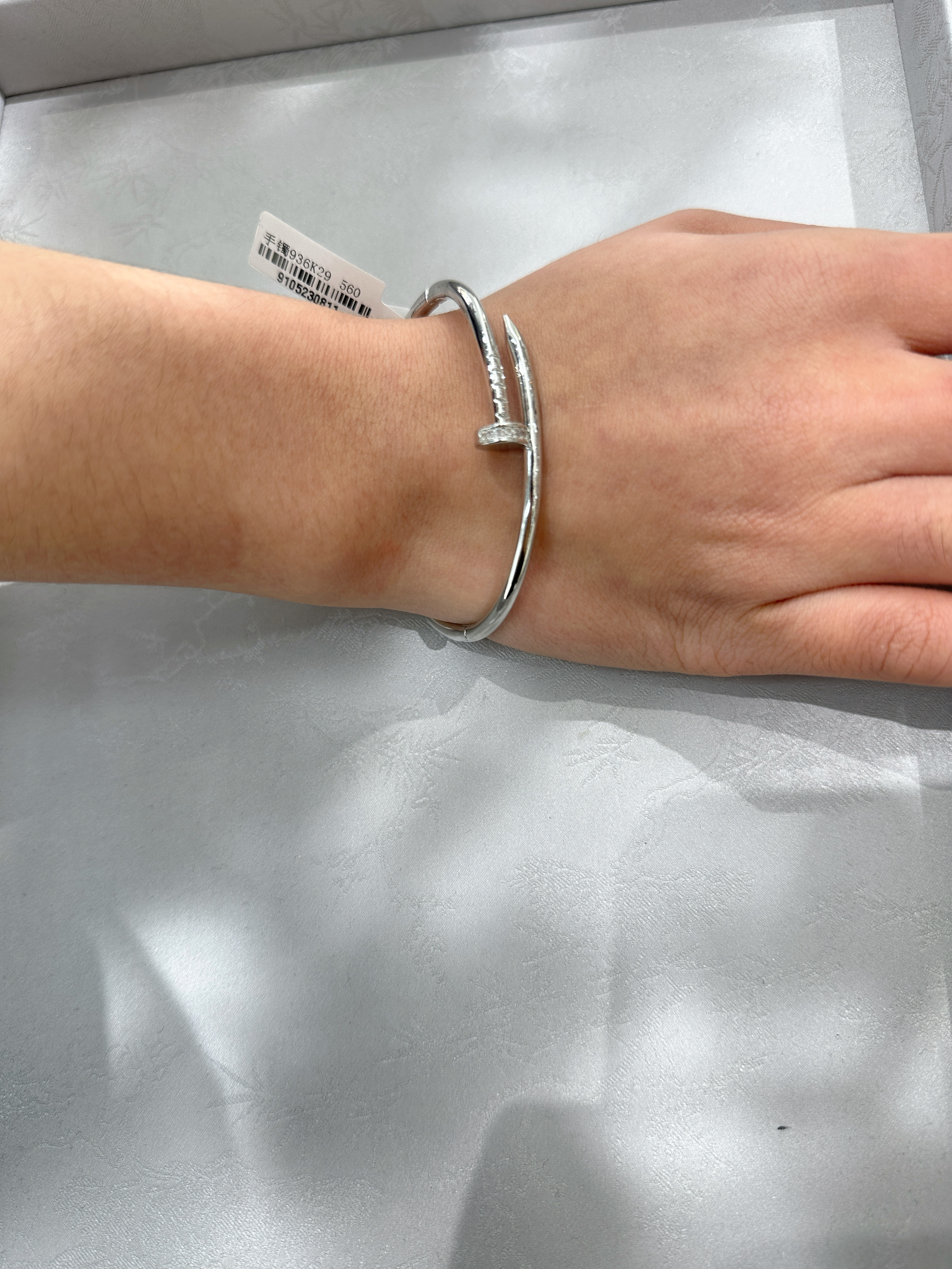 时尚铜镀钯白k金手镯简约百搭女士手环潮流饰品