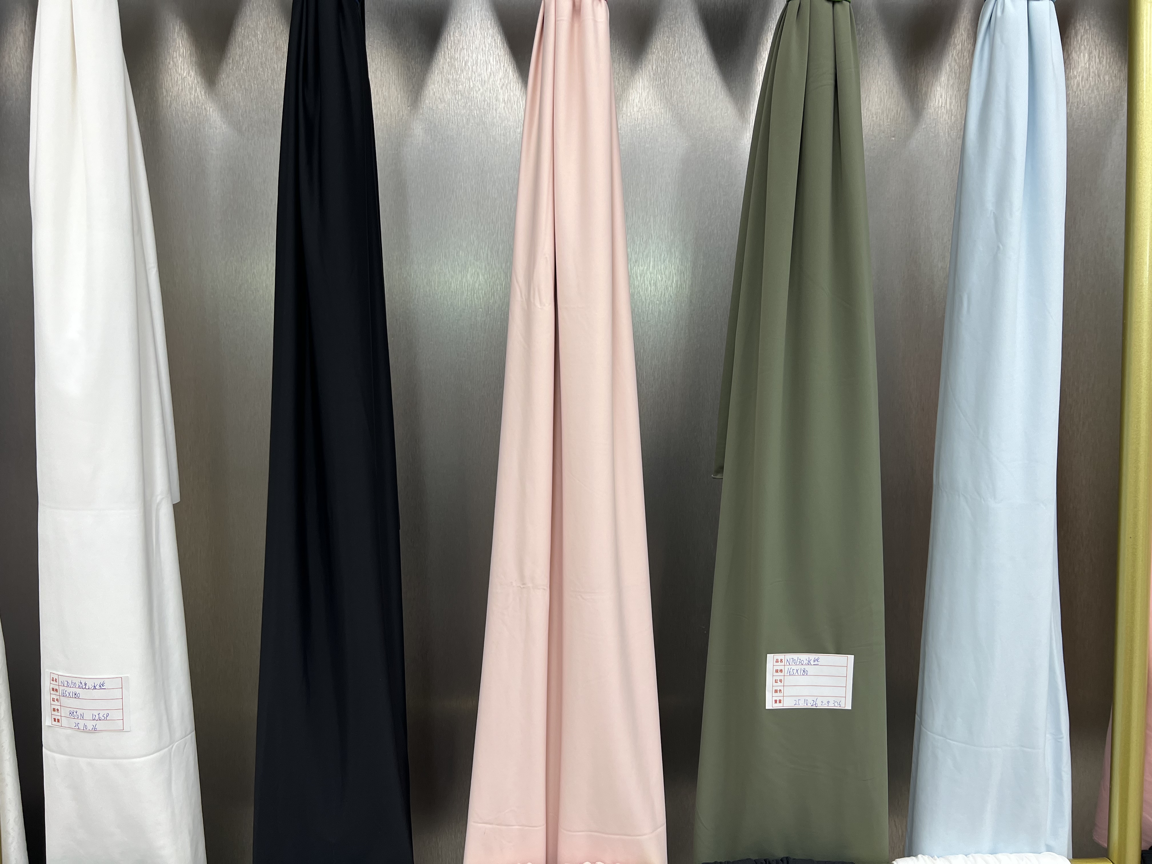 Quick-drying and super drape fabric for yoga, running and fitness clothing