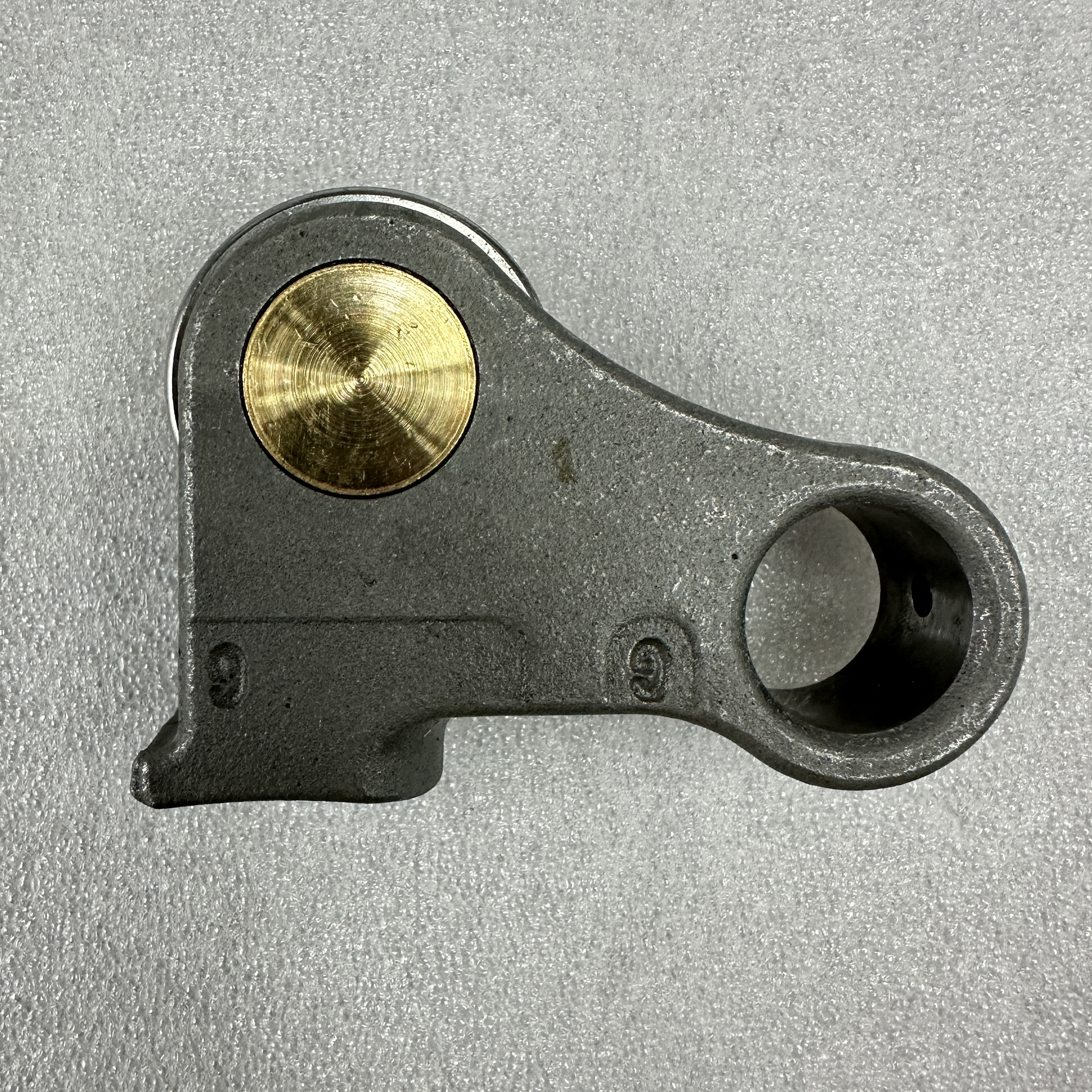 Excavator parts are suitable for CAT C13 engine valve tappets 251-1004 and 251-1005