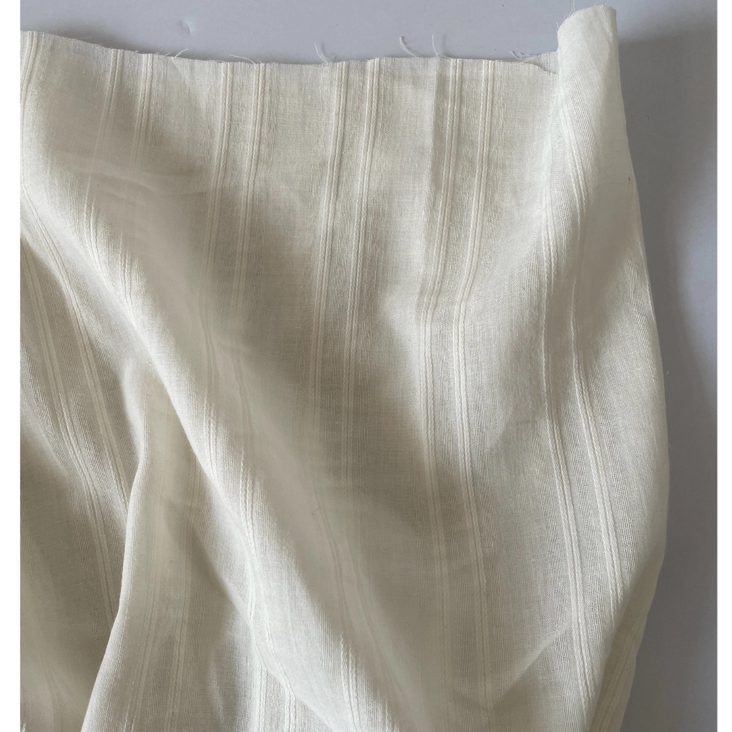 Apricot, fruit green, chestnut, solid color, striped, embroidered jacquard, exquisite semi-transparent pure cotton fabric for clothing Specification image