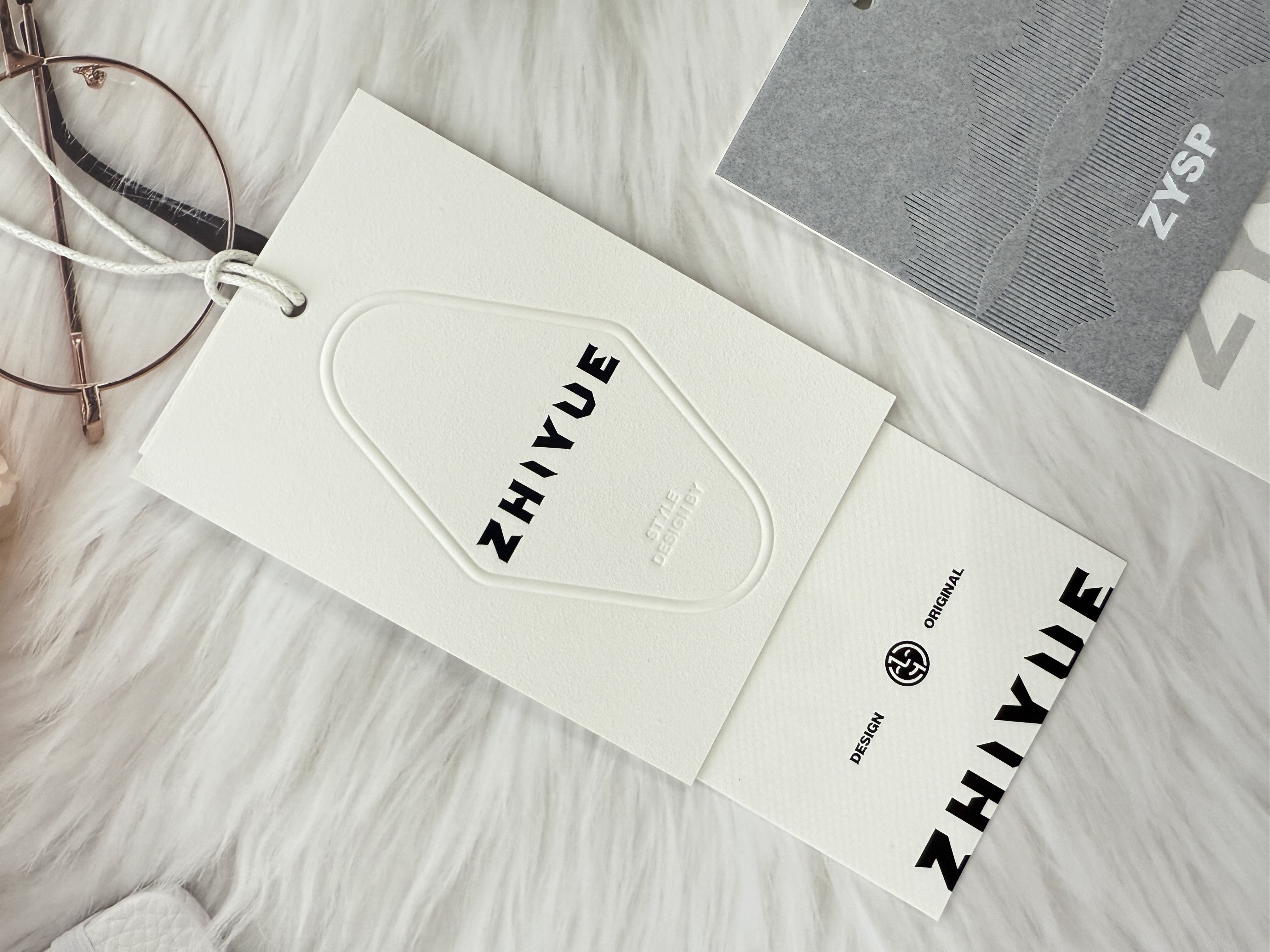 商标吊牌服装辅料高品质定制个性设计时尚简约耐用标签配件详情图12