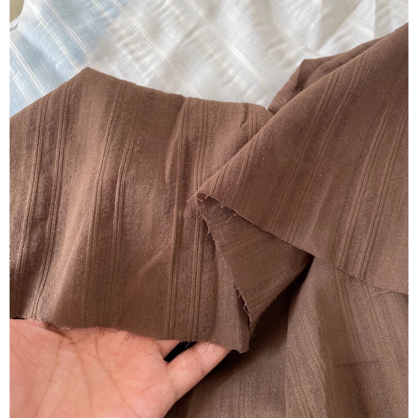 Apricot, fruit green, chestnut, solid color, striped, embroidered jacquard, exquisite semi-transparent pure cotton fabric for clothing Application Scenario