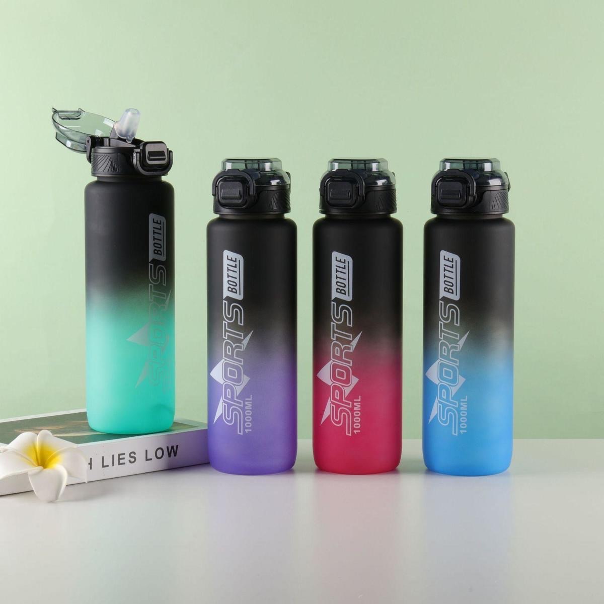New 1000ML/800ML flip-top direct drinking frosted gradient plastic cups, outdoor sports with a handle rope and a bouncy lid full figure