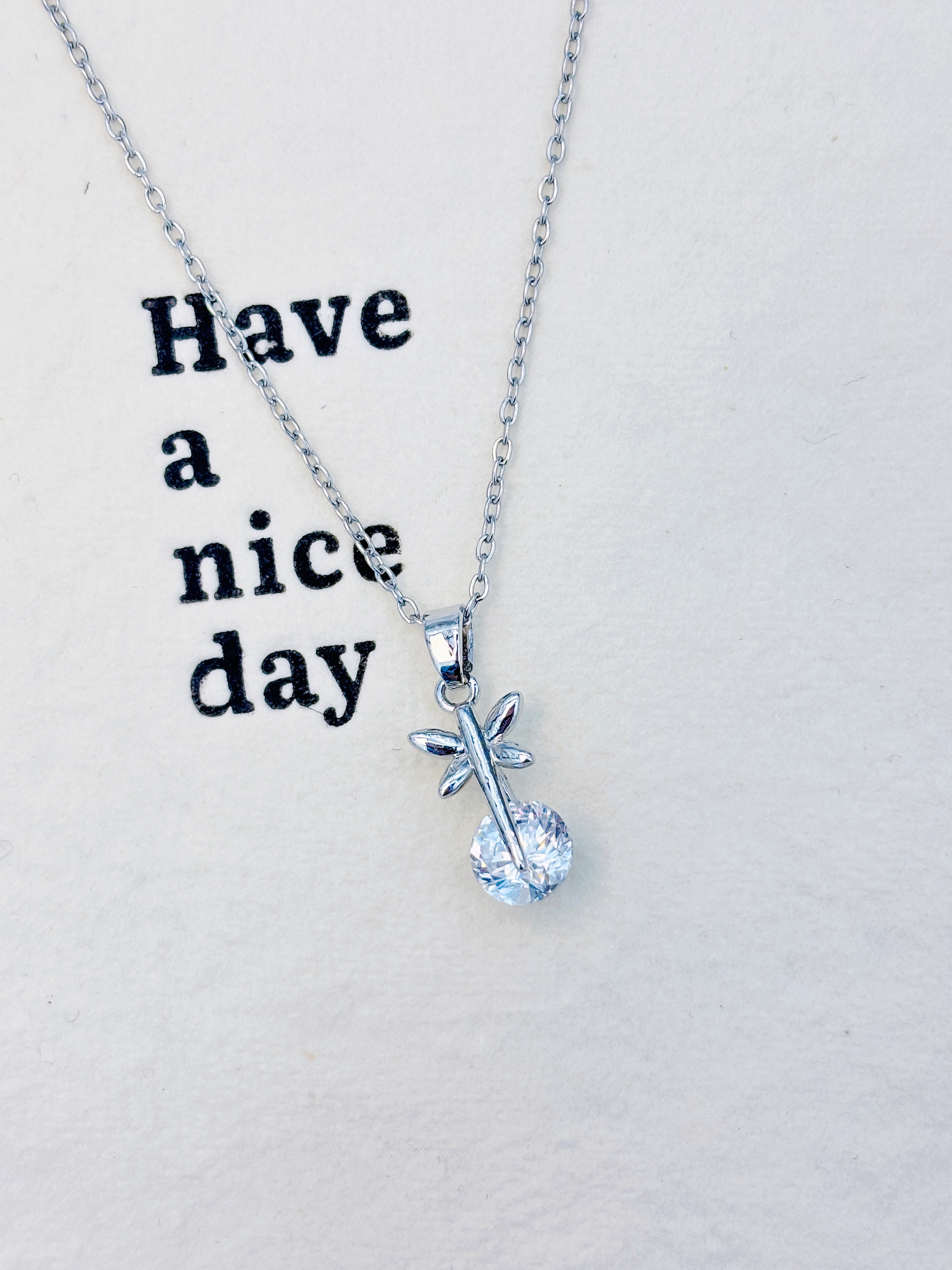 时尚轻奢钛钢项链女简约百搭精致锆石吊坠网红锁骨链小众高级饰品 项链不锈钢项链首饰