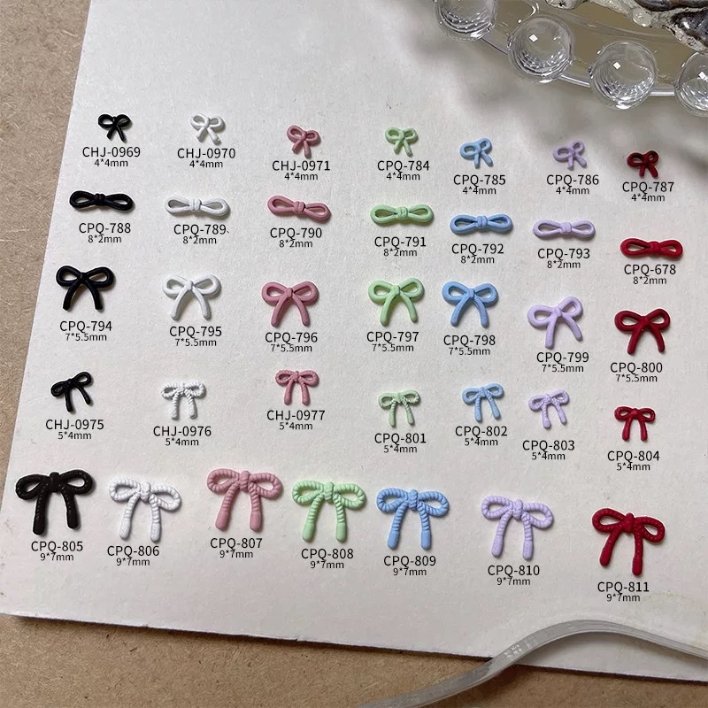 日系新款喷漆合金金属蝴蝶结美甲配饰热卖简约百搭款糖果色蝴蝶结厂家直销