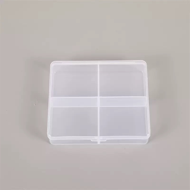 Transparent PP four-compartment jewelry box, fishhook parts box, 4-compartment paperclip wire box, accessories packaging, storage and organization box Application Scenario