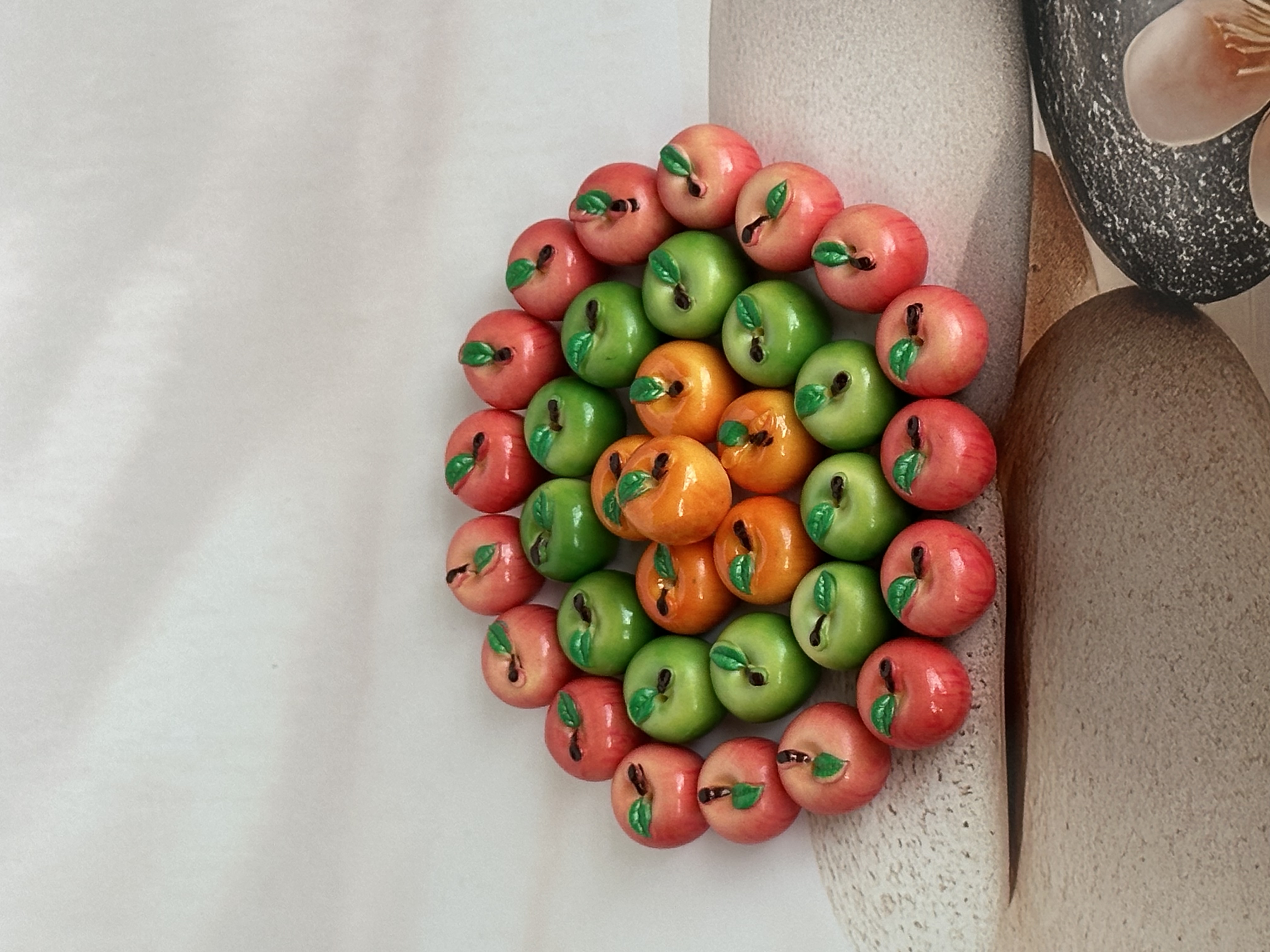 Trendy high-fidelity fruit apples 🍎 miniature food toys, miniature fun models, creative ornaments, toys, bracelets, resin accessories, jewelry accessories, mini pendants details Picture