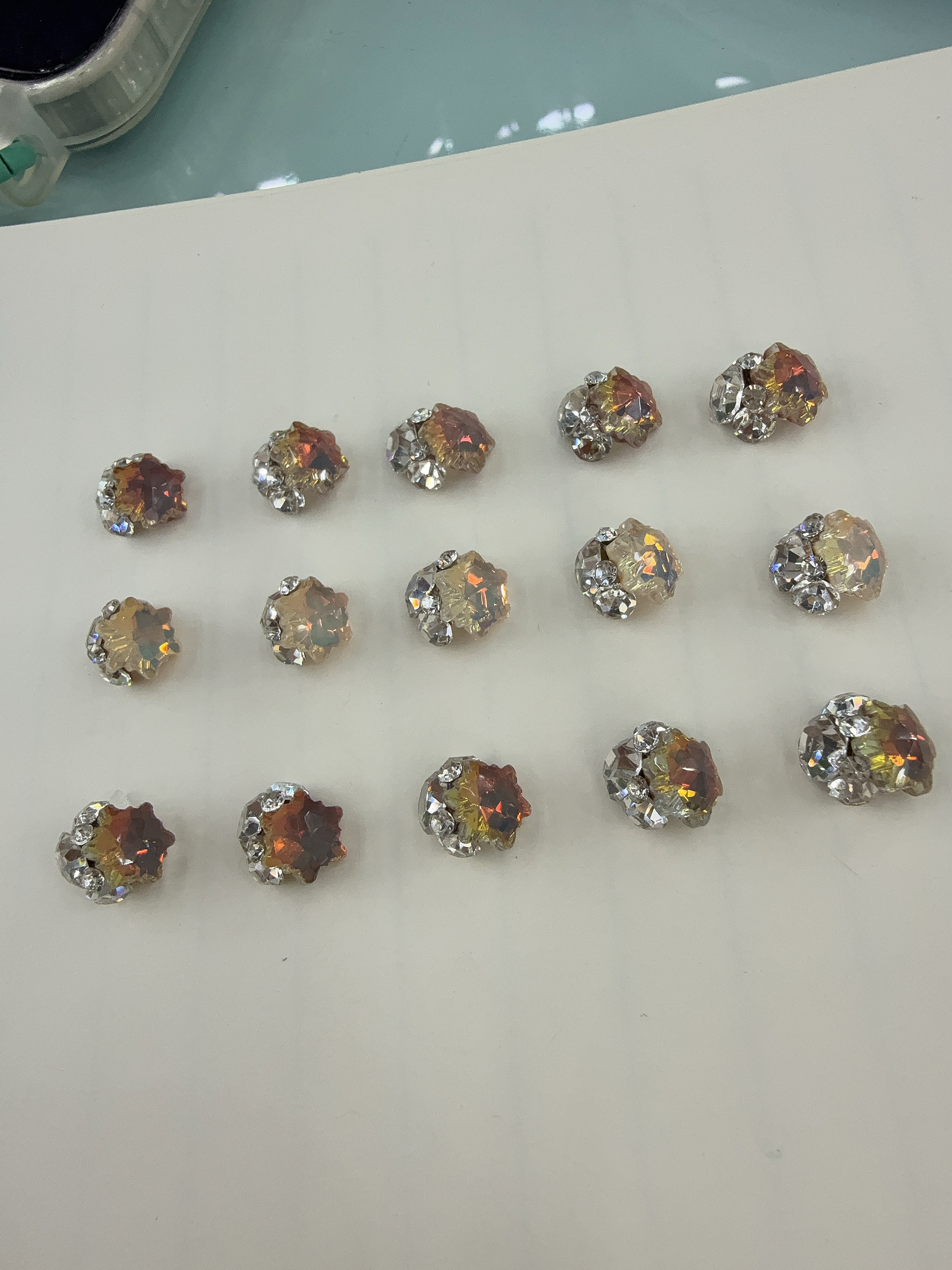 精品锆石美甲堆钻透白色爆闪堆堆钻球大肥方鸽子蛋冰糖指甲装饰品详情图4