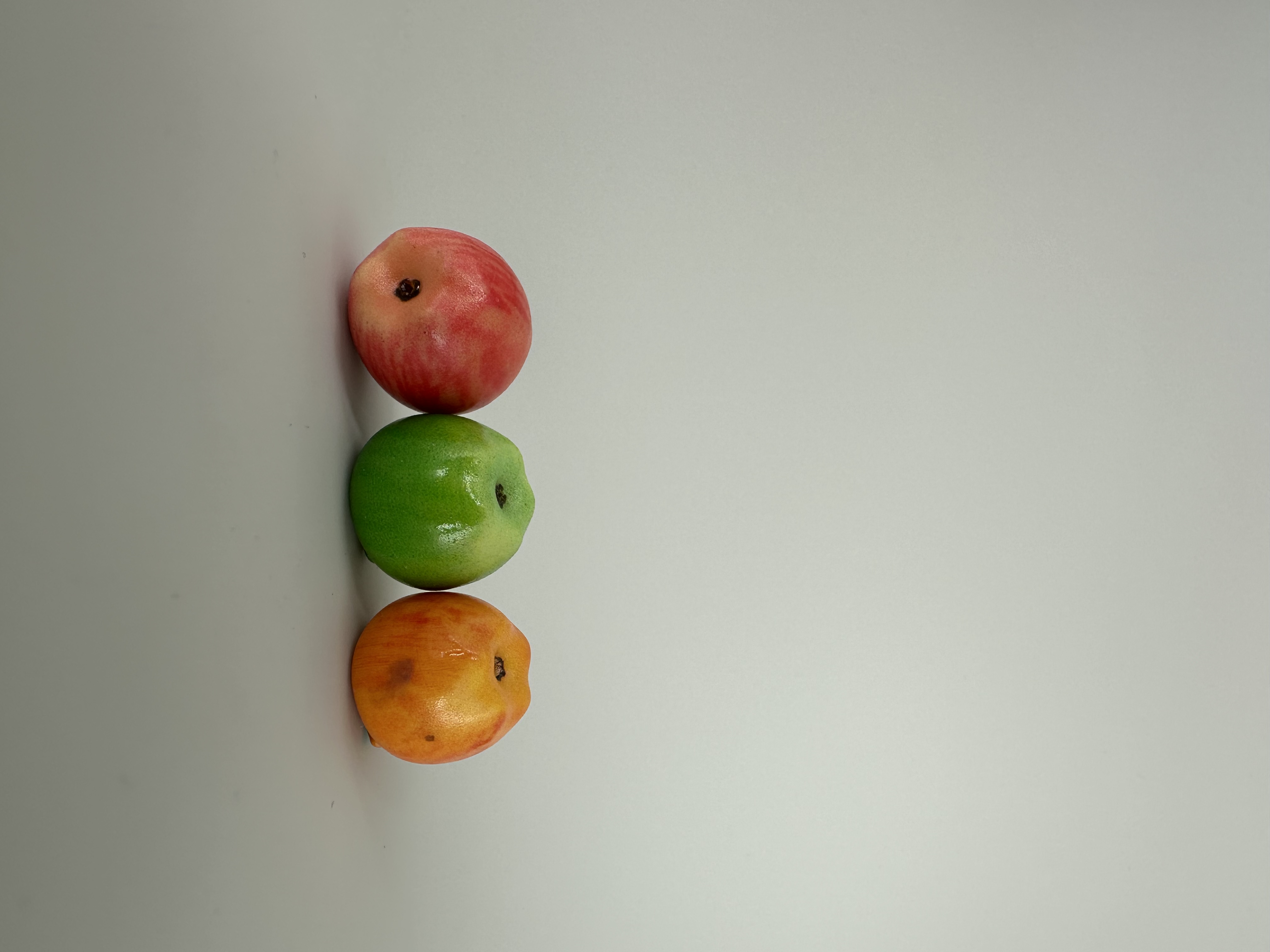 Trendy high-fidelity fruit apples 🍎 miniature food toys, miniature fun models, creative ornaments, toys, bracelets, resin accessories, jewelry accessories, mini pendants detail image 9