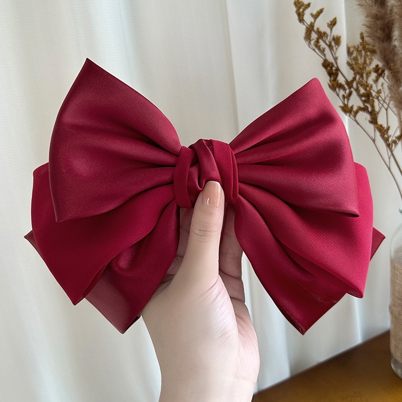 The 2026 star-style large bow hairpin is super ethereal. The multi-layered bow hairpin exudes a high-end and elegant charm of the escaping princess Application Scenario