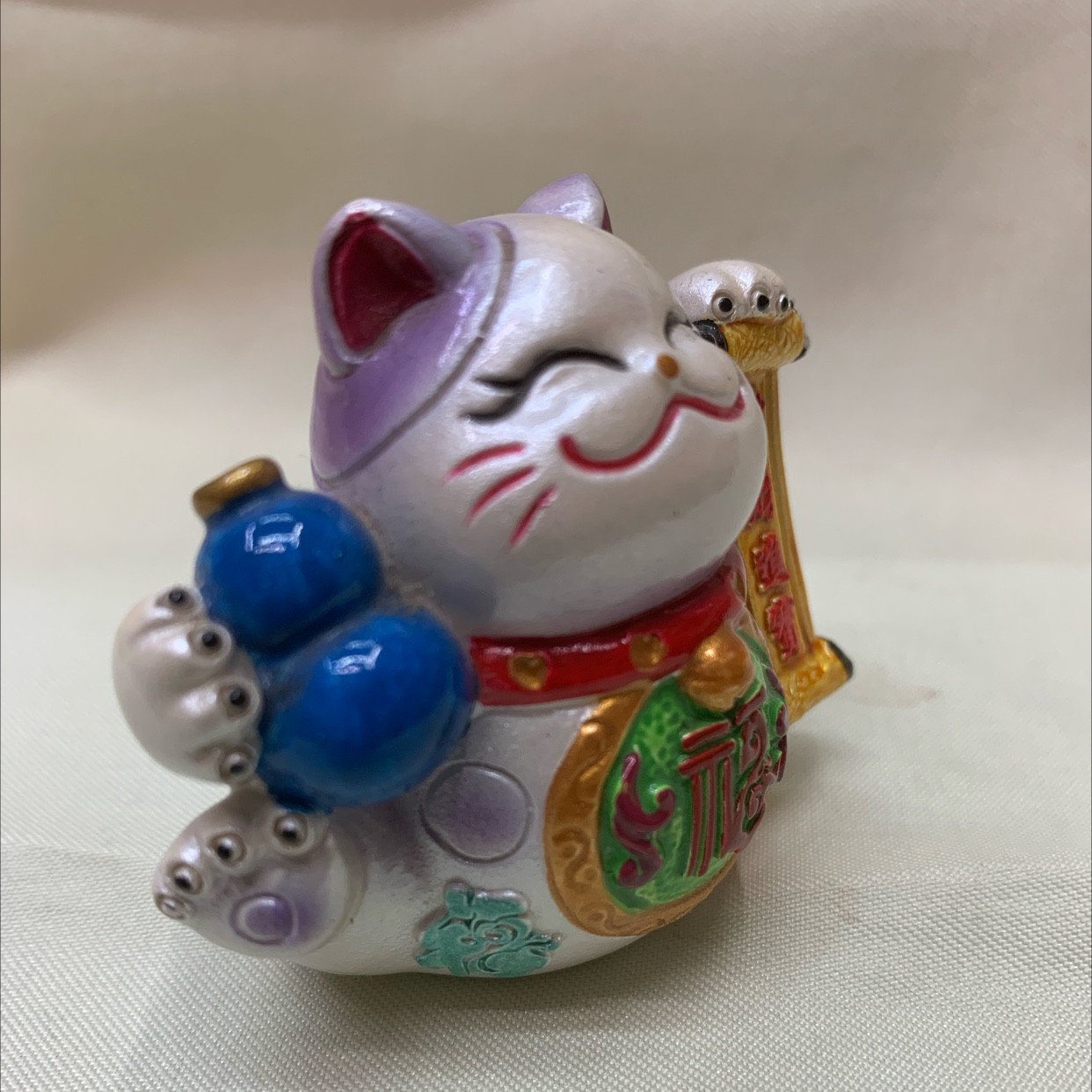 CAI's fine Craft Resin material hand-painted handicrafts, home small ornaments, item No. 10409, Five Road God of Wealth, Fortune Cat, Gourd style details Picture