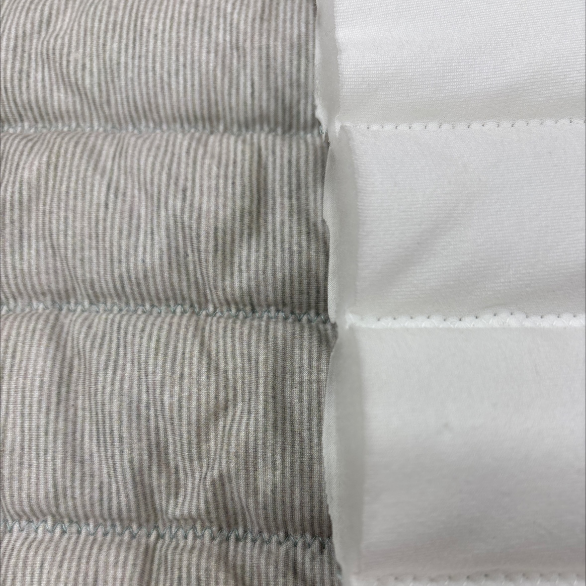 Quilted milk silk, fashionable and warm, thickened couple sweaters for autumn and winter, light luxury, trendy, versatile and warm detail image 2
